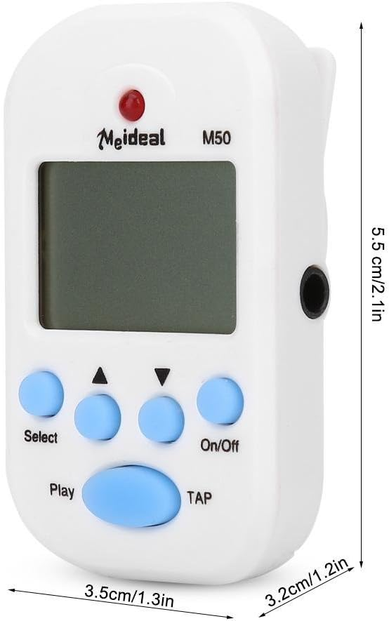 Weißer Meideal M50 Metronom mit blauem Knöpfen und Display auf weißem Hintergrund.