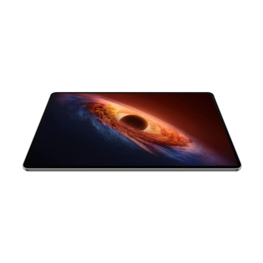 Tablet wyświetla kolorową kosmiczną tapetę na białym tle.