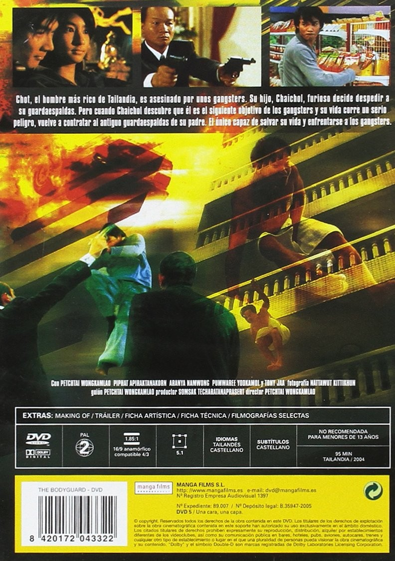Caratula de DVD con escenas de accion, texto y codigo de barras.