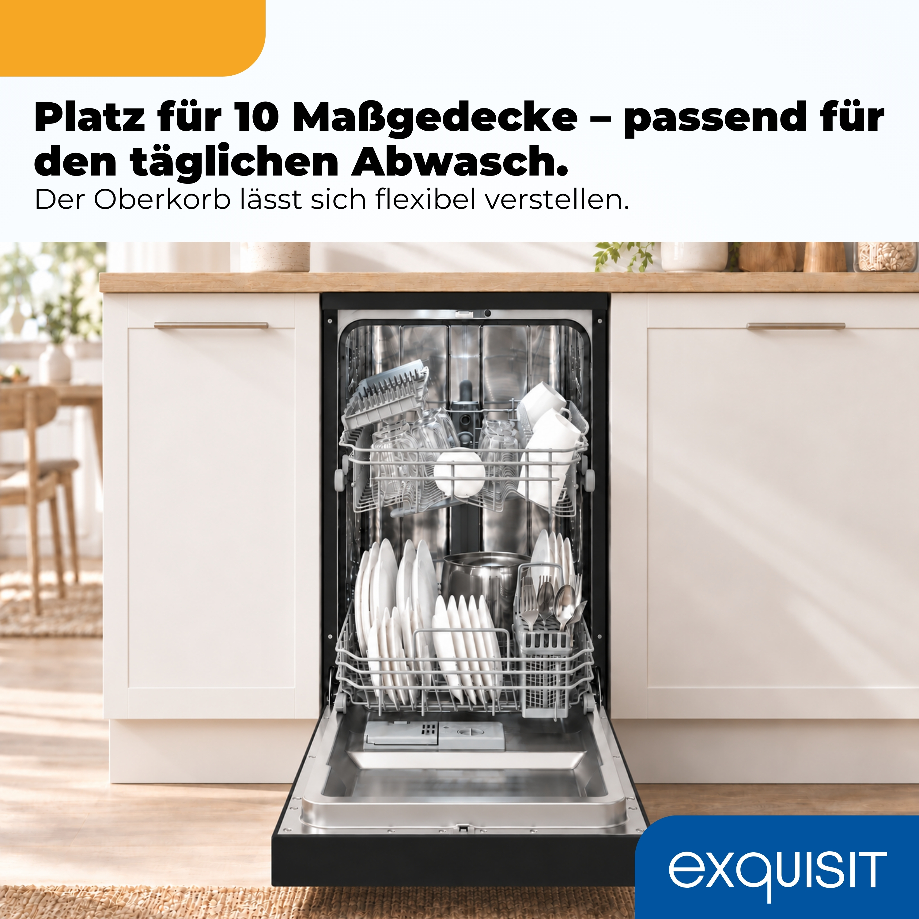 Geschirrspüler offen in Küche mit Geschirr gefüllt, oben Text und unten Exquisit-Logo.