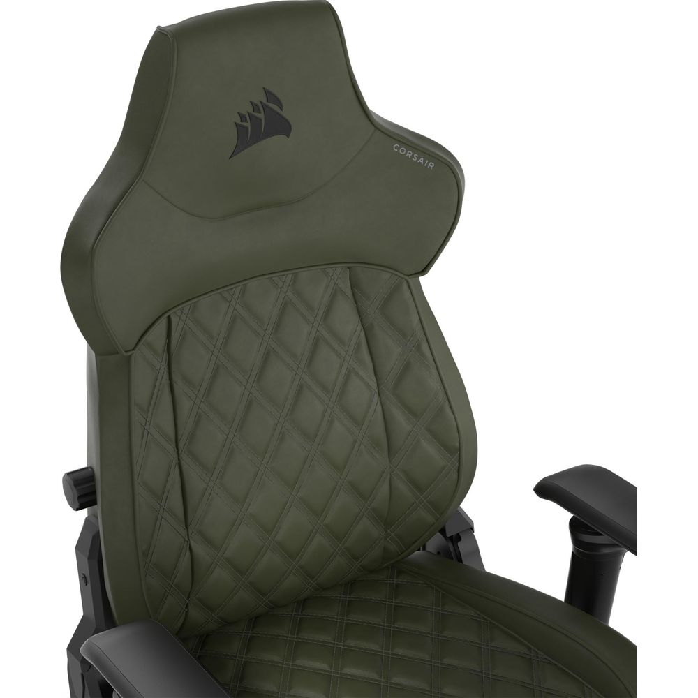 Ein olivgrüner Corsair Gaming-Stuhl mit Rautensteppung und schwarzem Logo.
