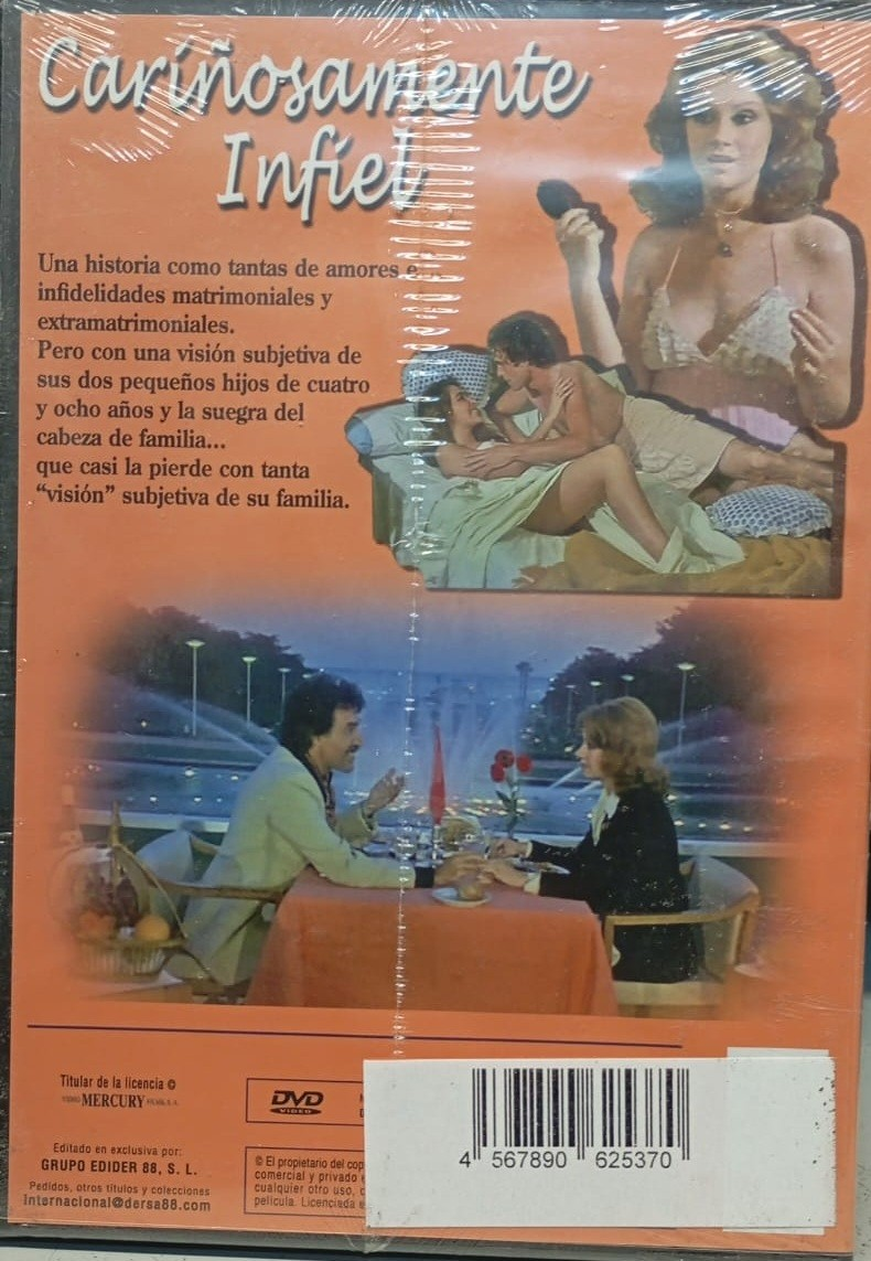 Carátula de película con texto, escenas en la cama y una pareja cenando junto a una fuente.