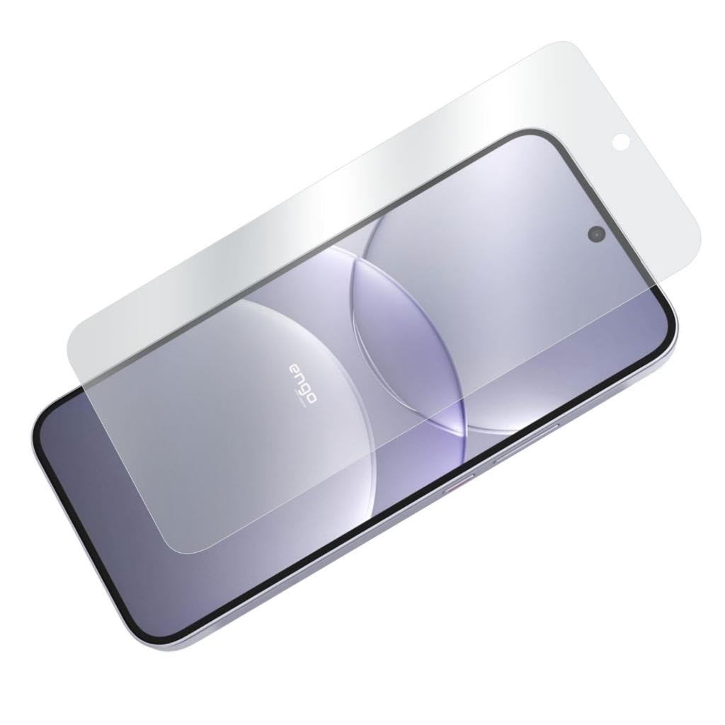 Beyaz arka planda ekran koruyucusu kısmen kaldırılmış bir akıllı telefon.