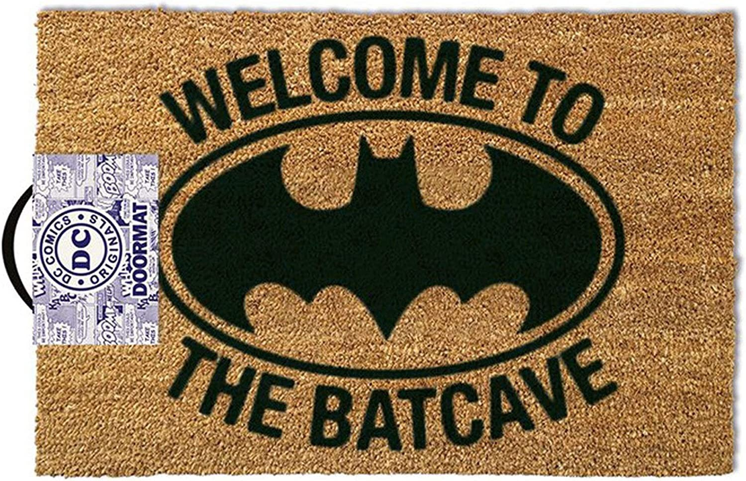 Felpudo marrón con el texto 'WELCOME TO THE BATCAVE' y el símbolo de Batman.