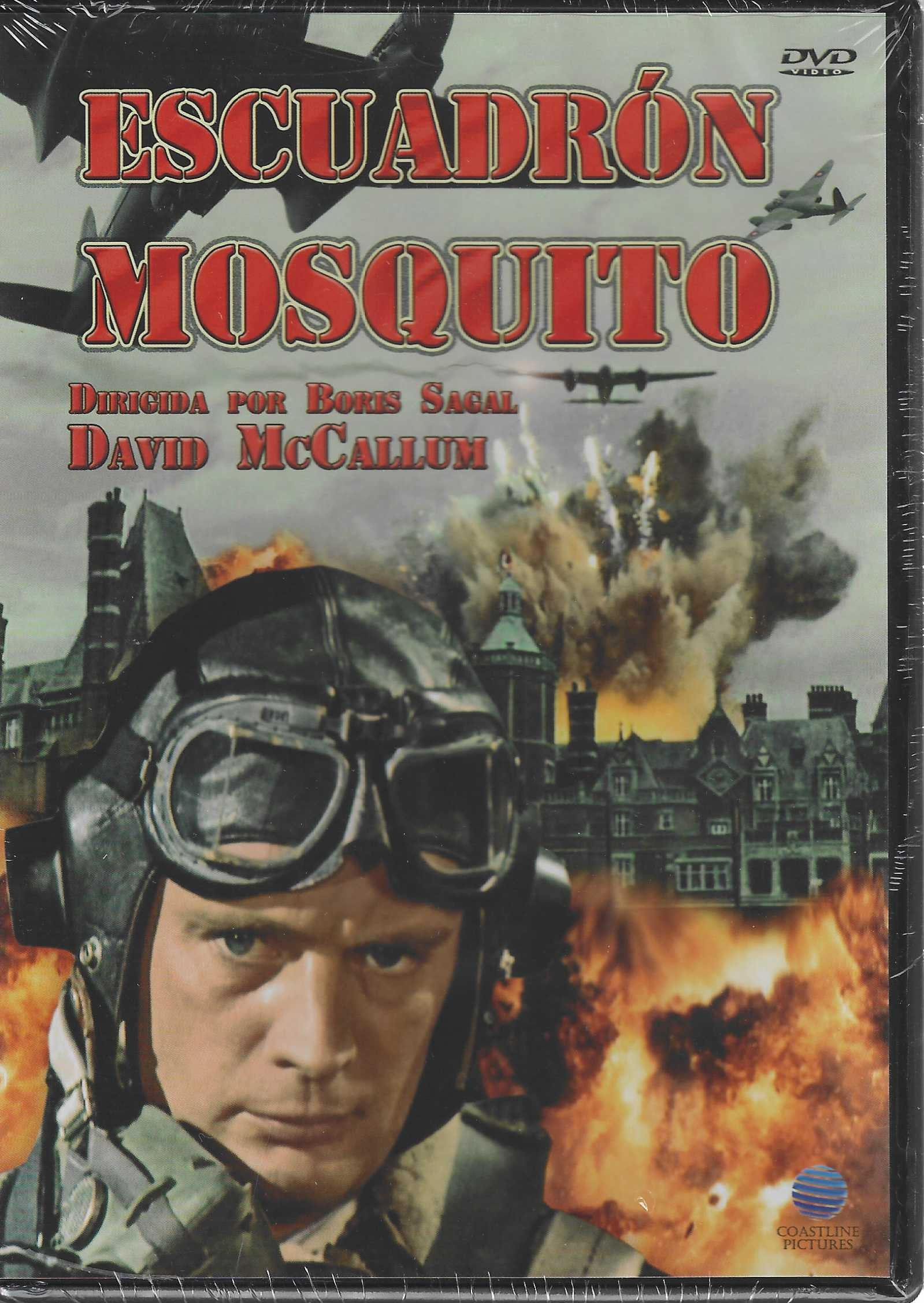 Carátula del DVD Escuadrón Mosquito con un piloto con casco y edificios en llamas al fondo.