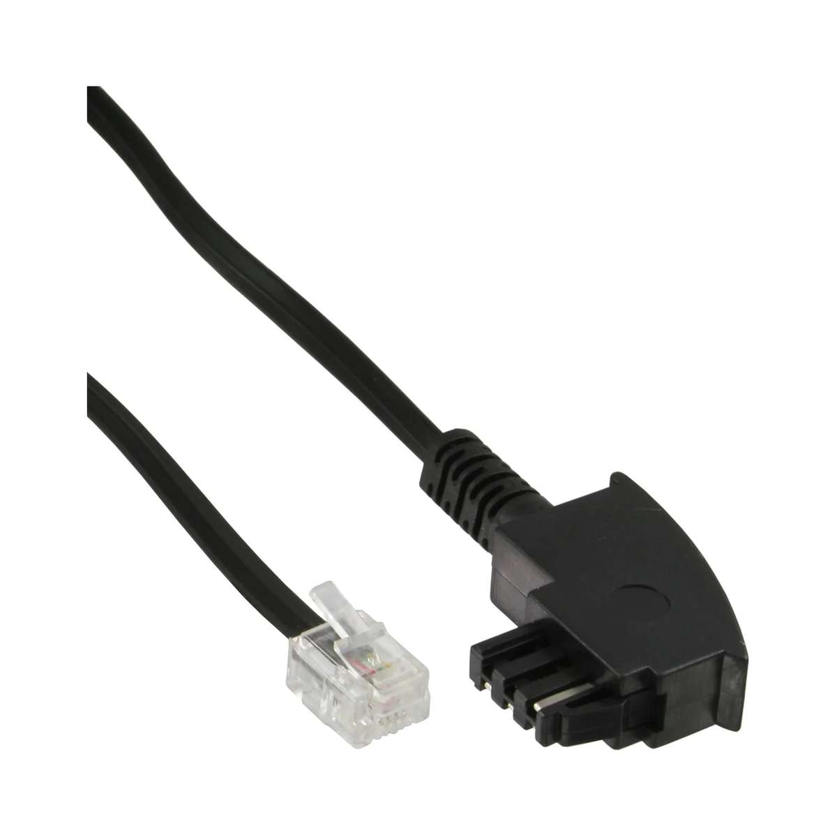 Schwarzes Telefonkabel mit einem TAE-Stecker und einem kleineren modularen Stecker vor weißem Hintergrund.
