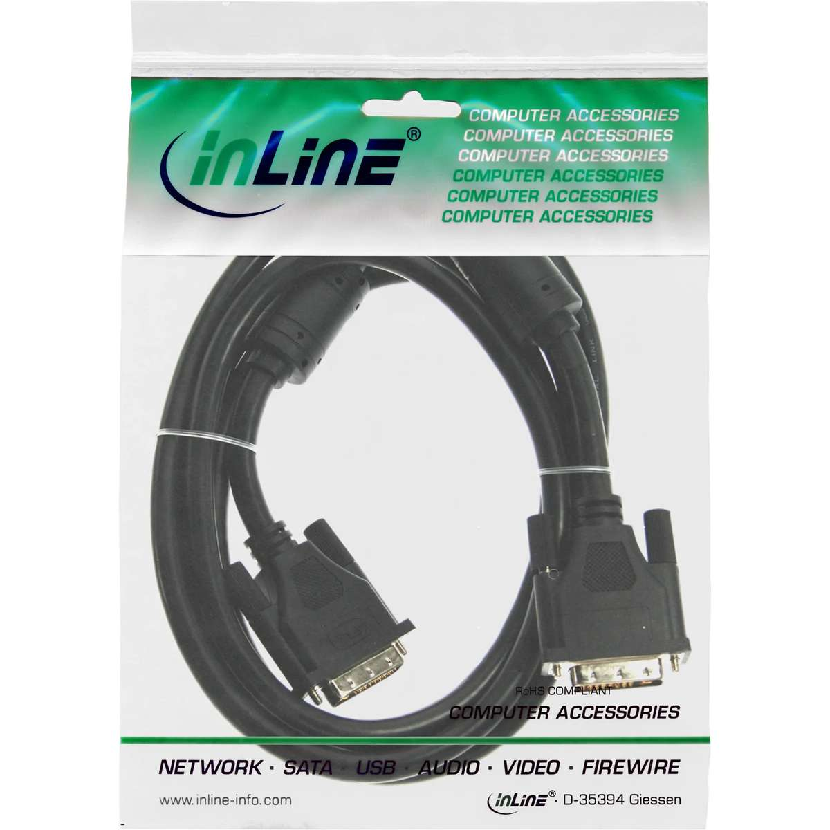 Un cable de computadora negro en un empaque de la marca inLine con encabezado verde.