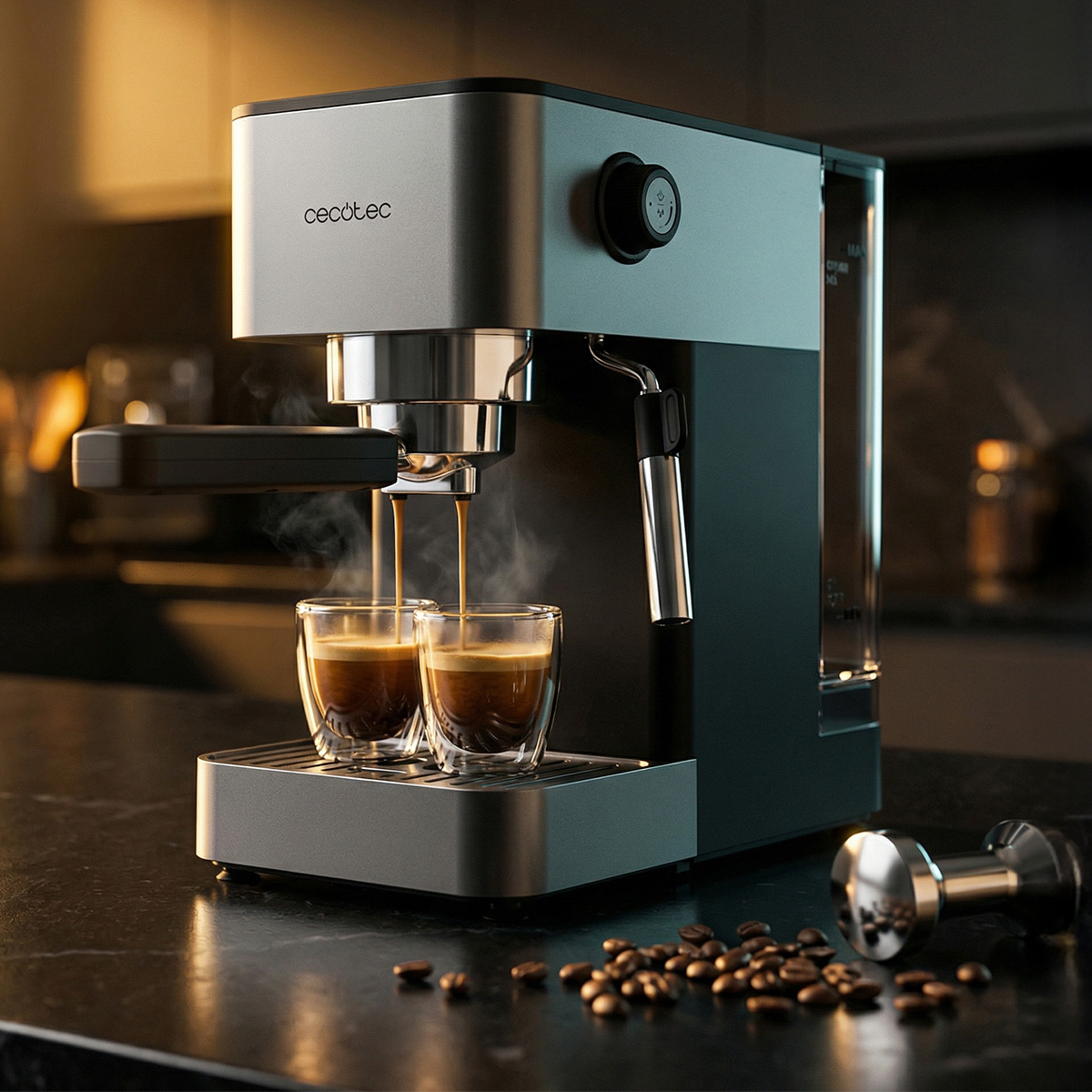 Una cafetera exprés Cecotec prepara dos tazas de café en una encimera oscura con granos de café.