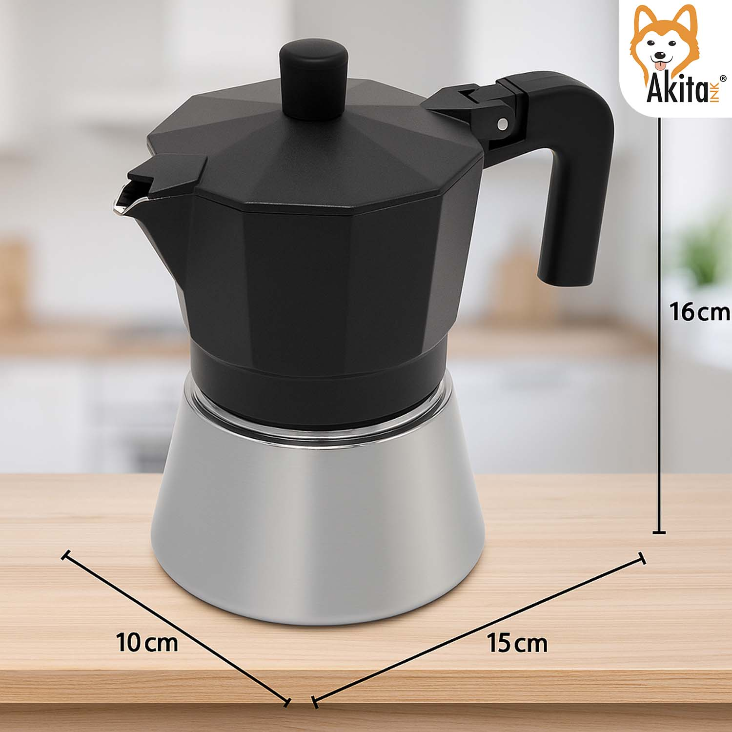 Caffettiera moka nera e argento con linee di dimensione su un tavolo di legno.