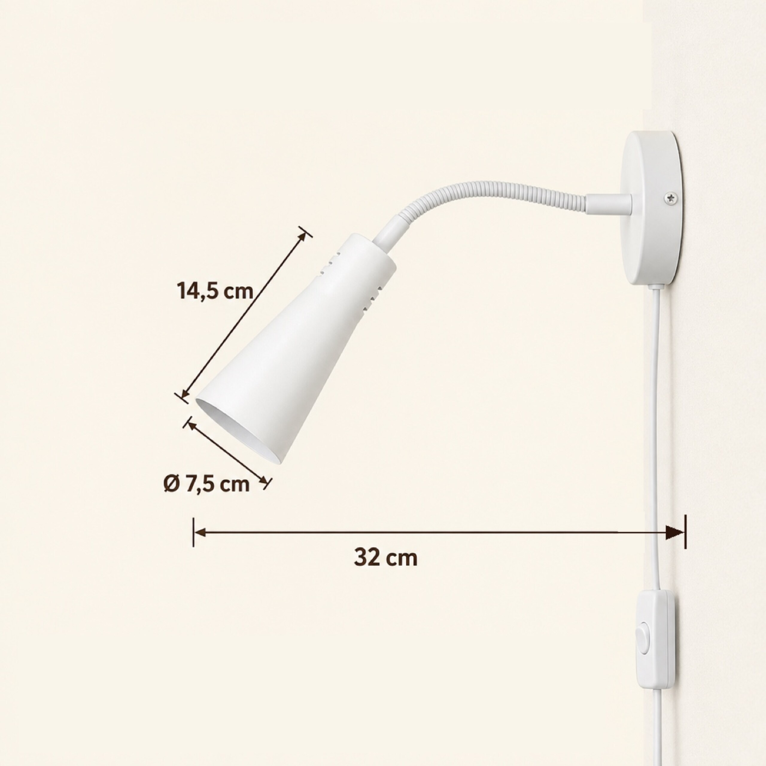 Weiße Wandlampe mit flexuellem Arm und Maßen von 14,5 cm, 7,5 cm und 32 cm.