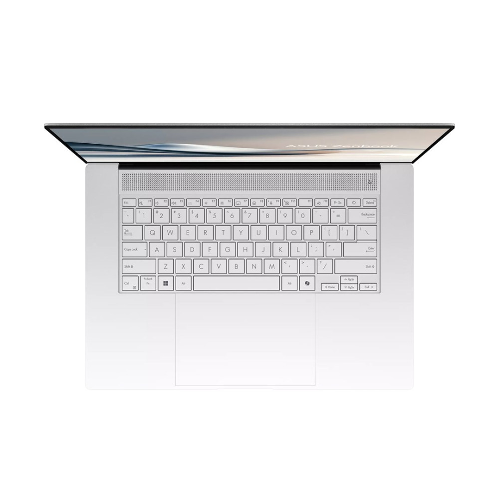 Widok z góry na srebrny laptop z otwartą klawiaturą i jasnym ekranem.