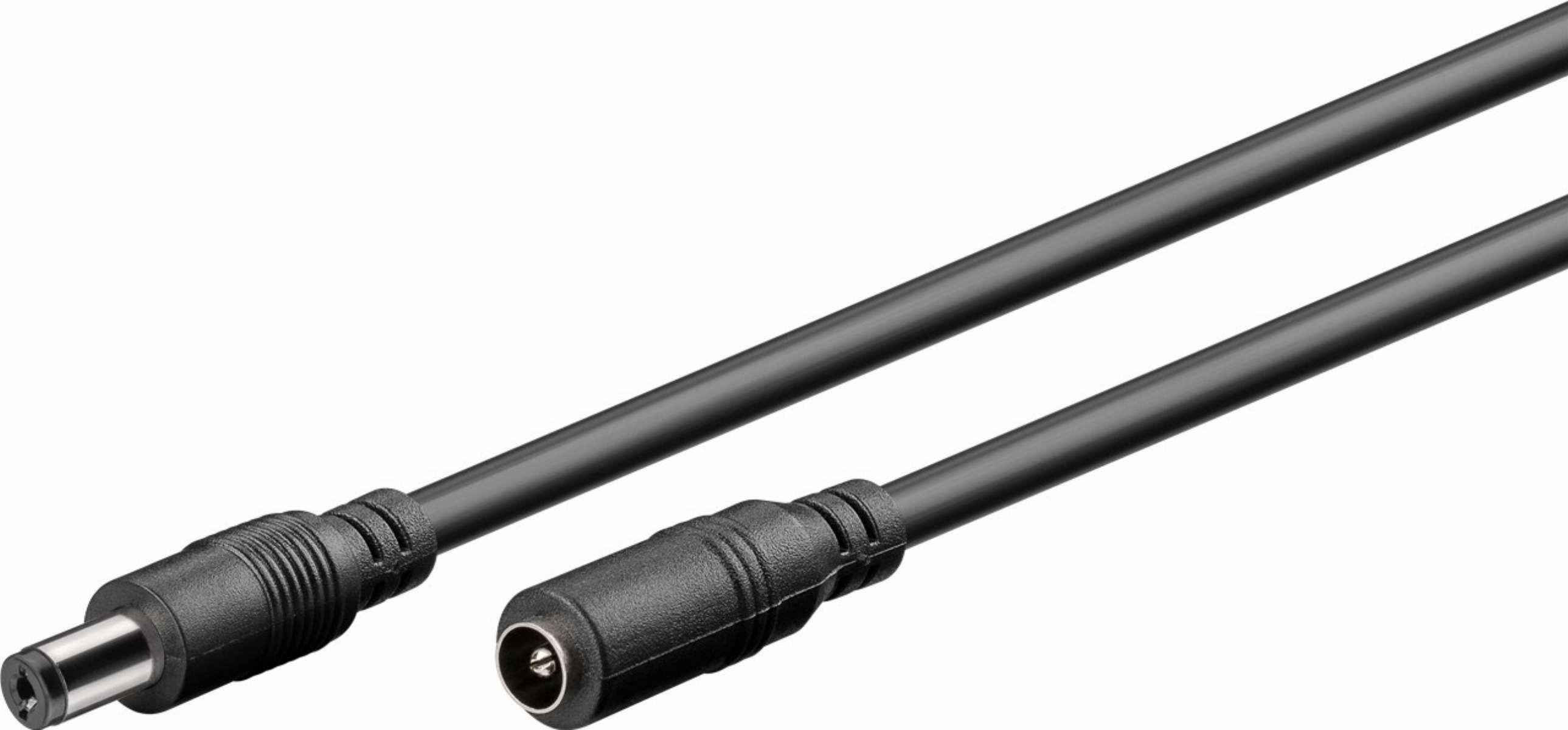 Cable de extensión de CC negro con un enchufe macho y una toma hembra.