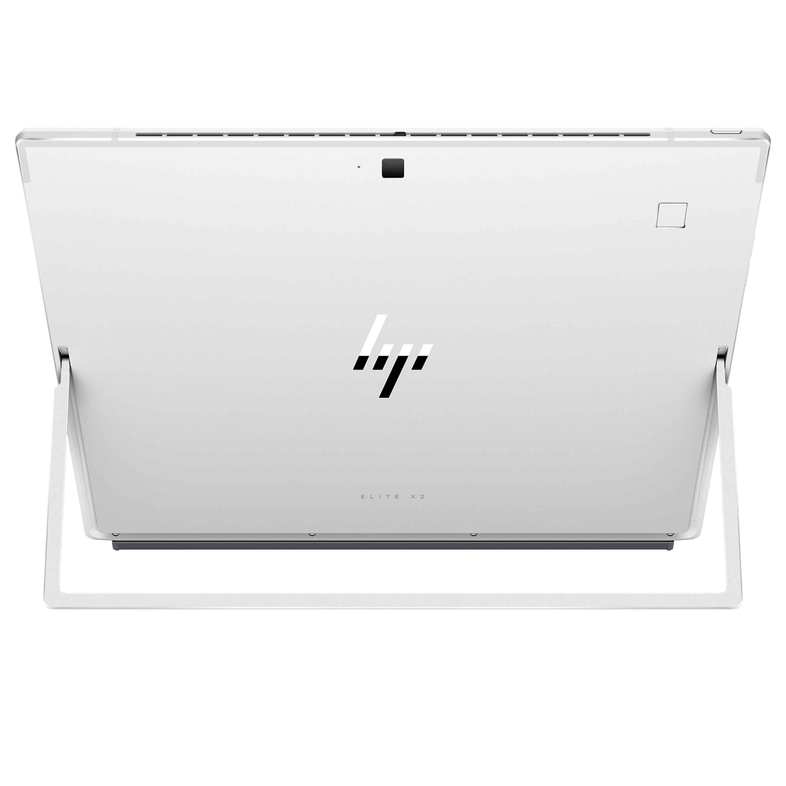 Rückansicht des HP Elite x2 Tablets mit ausgeklapptem Ständer und HP-Logo in der Mitte.