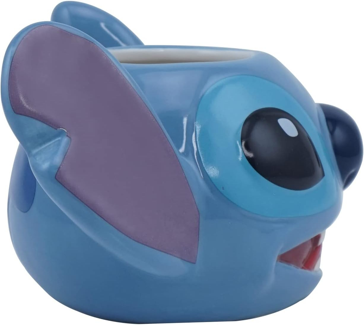 Taza de cerámica azul con la forma de Stitch, con grandes orejas y un ojo negro.