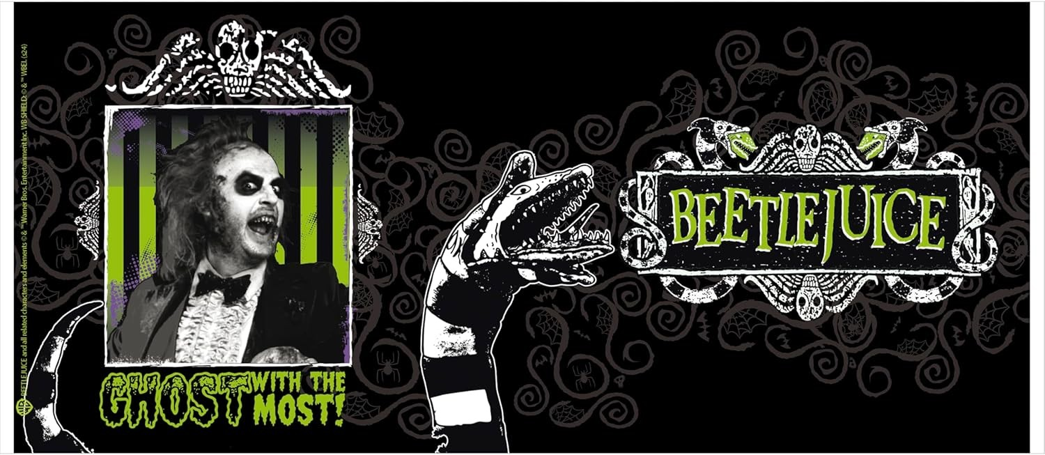 Gráfico negro de Beetlejuice con un retrato de Beetlejuice, un gusano de arena rayado y texto verde.