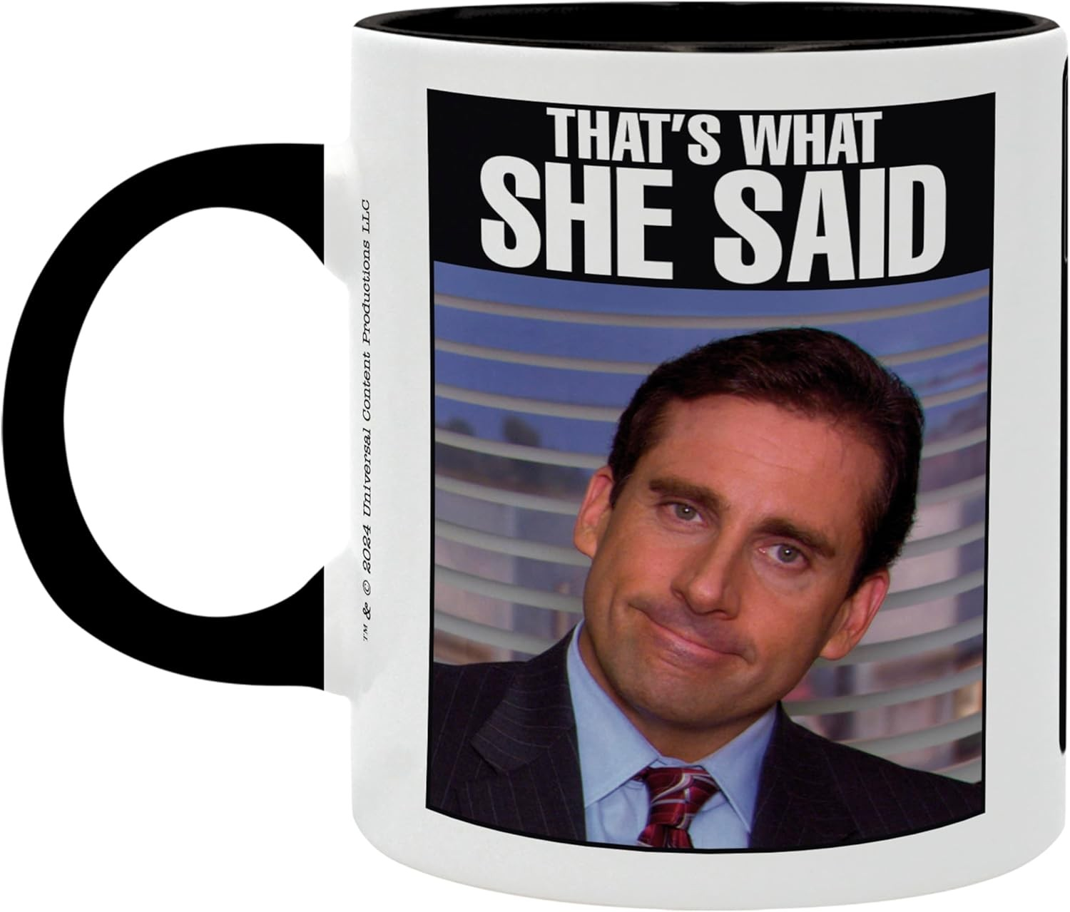Una taza blanca con asa negra muestra el texto That's What She Said y Michael Scott.