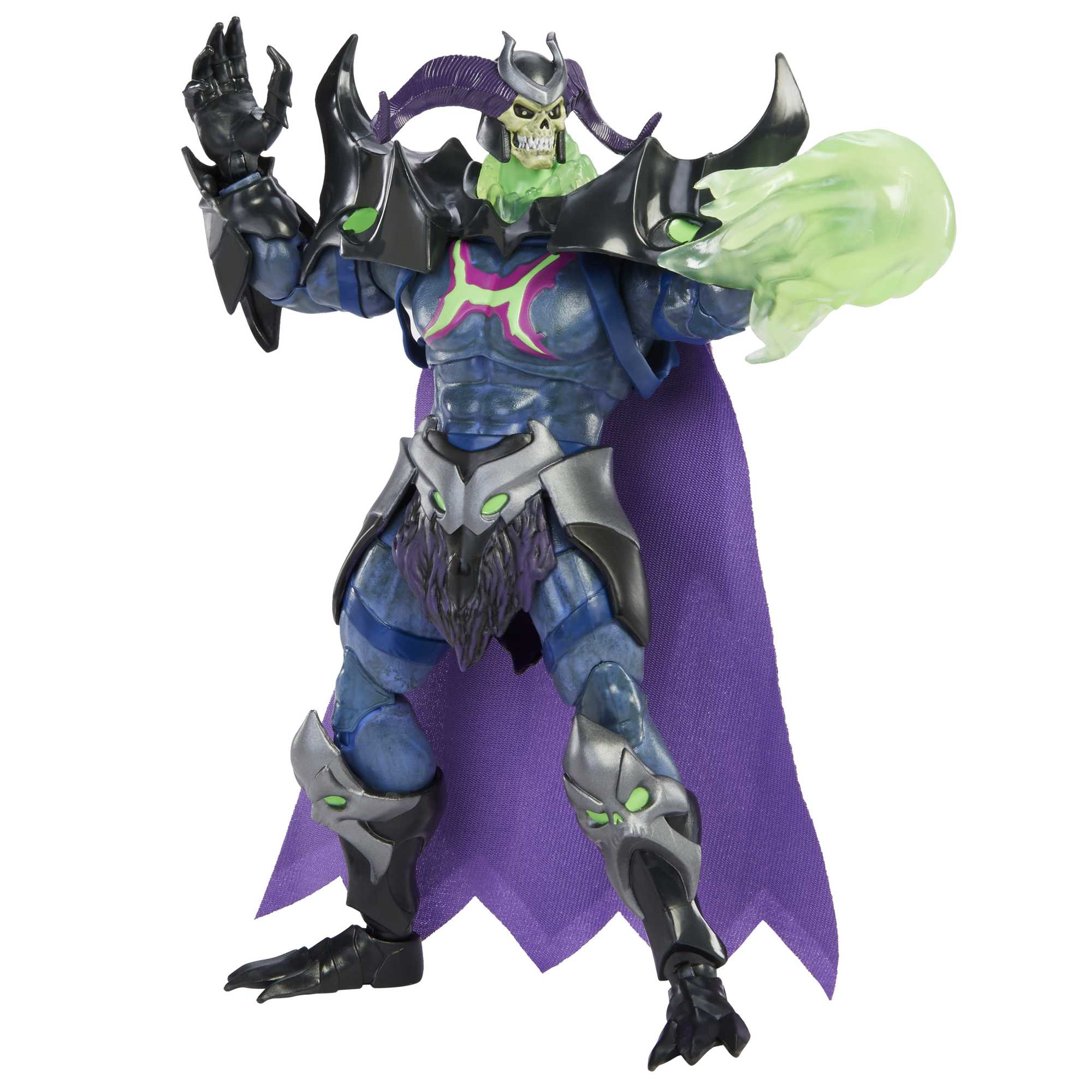 Figura de acción de esqueleto musculoso con capa púrpura, casco con cuernos y energía mágica verde brillante.