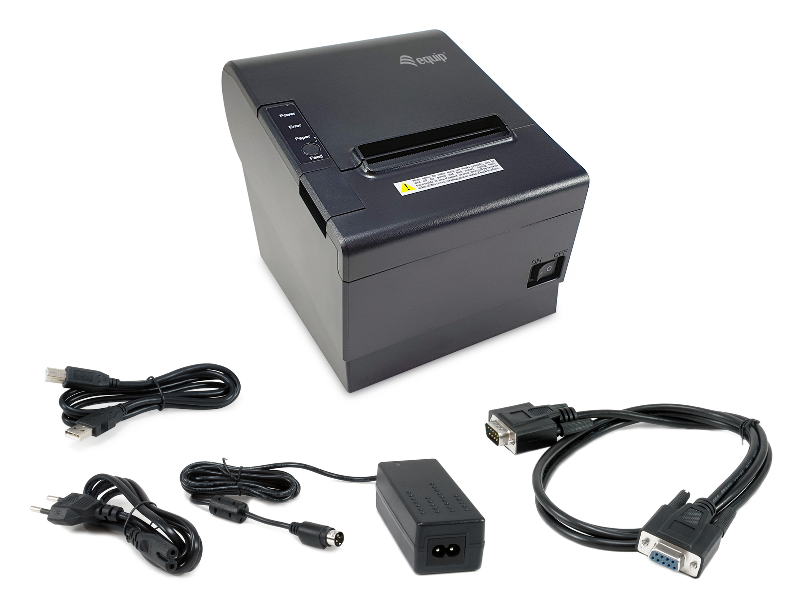 Una impresora de recibos negra con cuatro cables diferentes, incluido un adaptador de corriente, un cable USB y un cable serie.