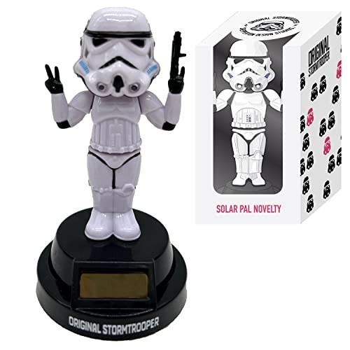 Figura solar de Stormtrooper con base negra y caja de producto.