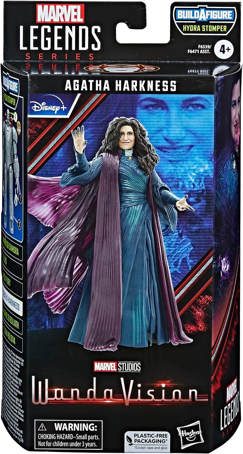 Figura de acción de Marvel Legends Agatha Harkness en su empaque de WandaVision.