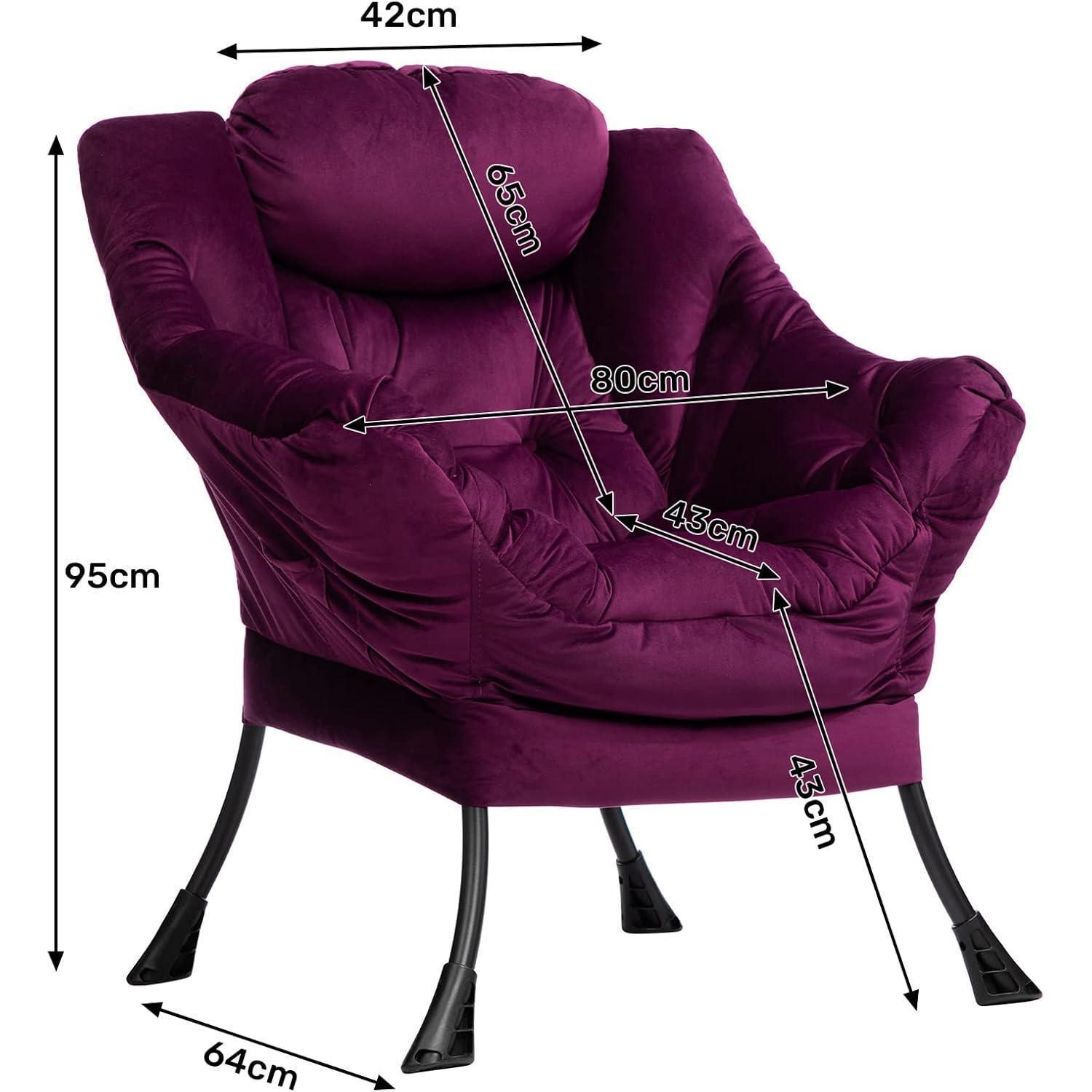 Poltrona viola in peluche con gambe in metallo nero ed etichette con le dimensioni.