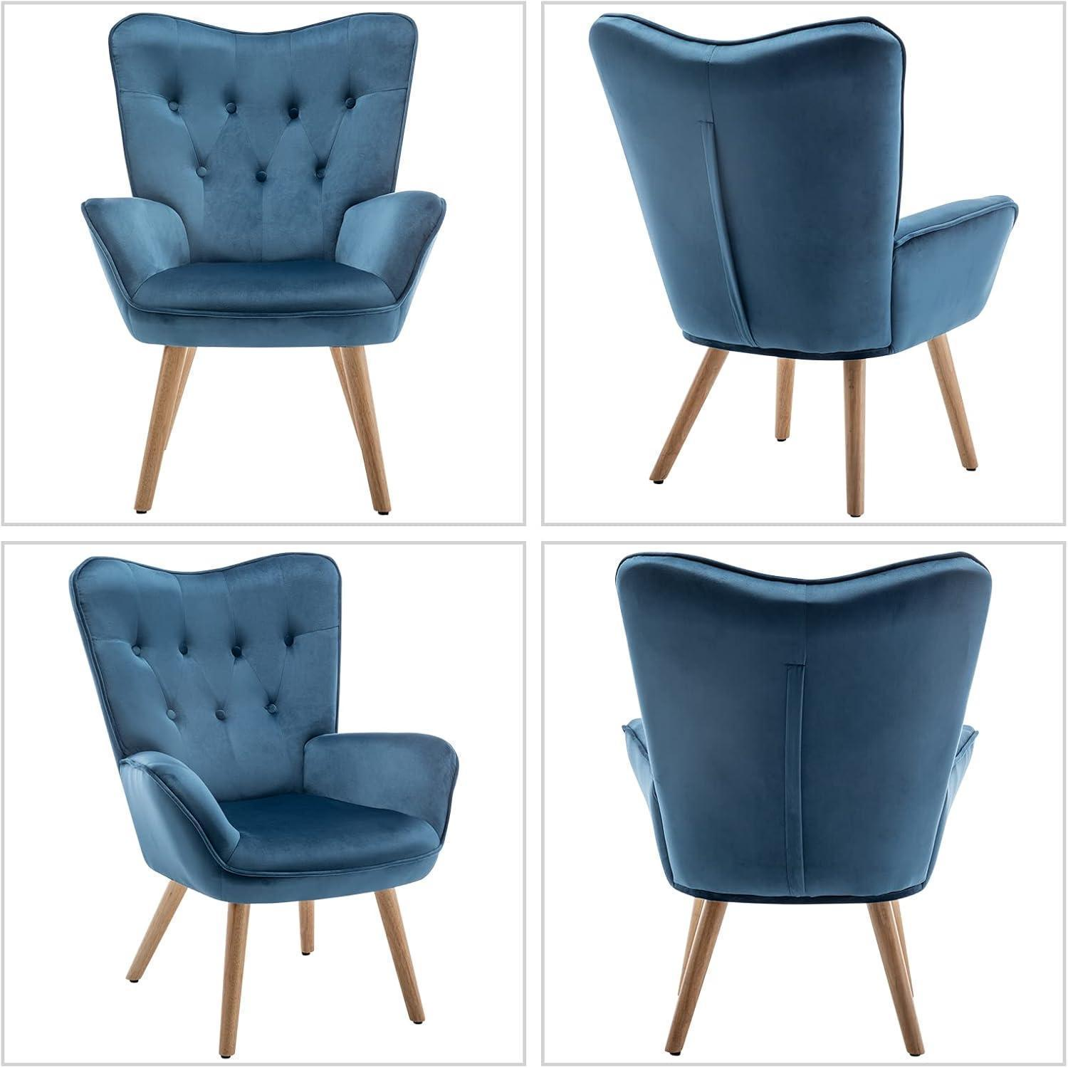 Quattro viste di una poltrona in velluto blu con gambe in legno su sfondo bianco.