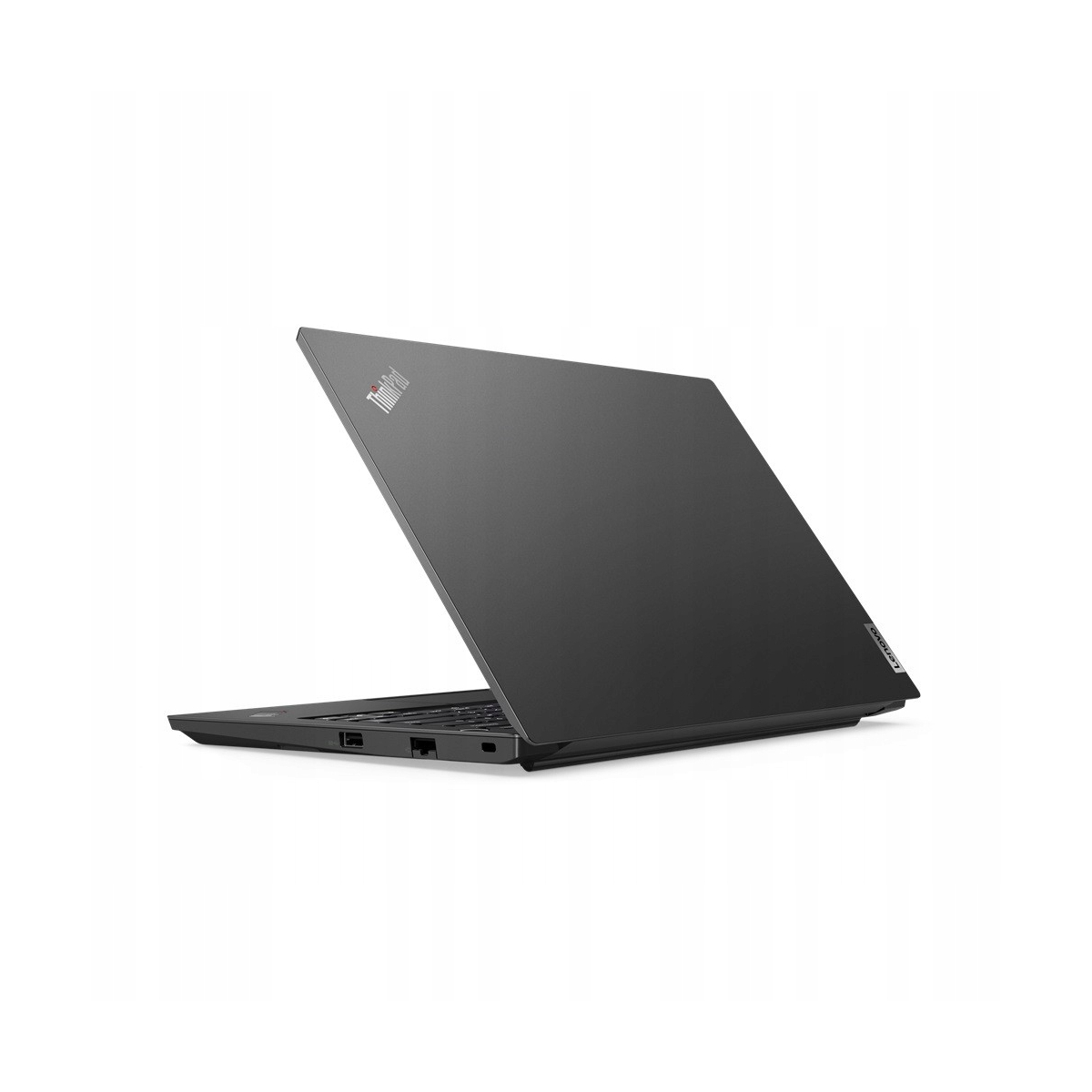 Ein grauer Lenovo ThinkPad Laptop ist leicht geöffnet auf einer weißen Oberfläche dargestellt.