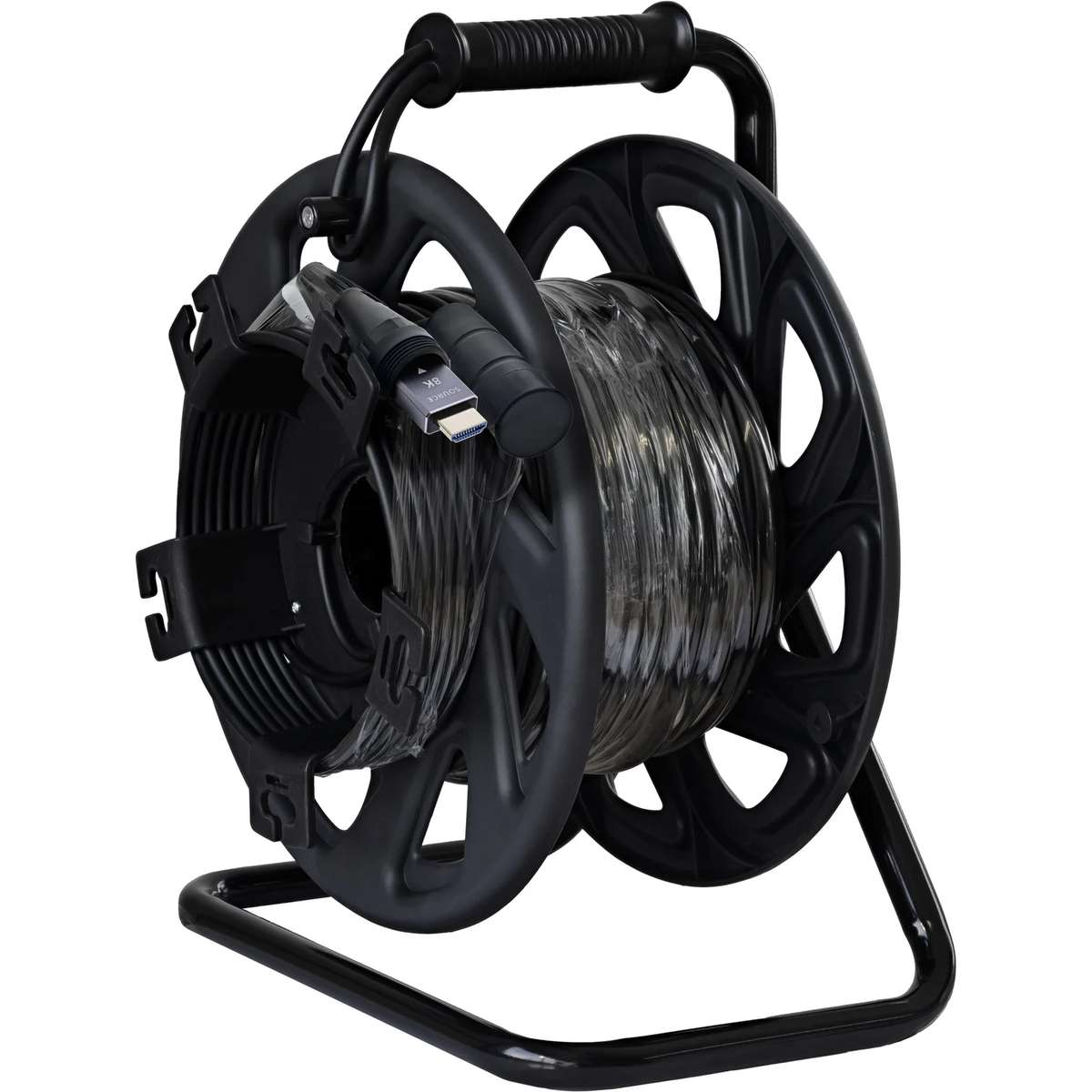 Schwarze Kabeltrommel mit aufgewickeltem HDMI-Kabel und Metallrahmen auf weißem Hintergrund.
