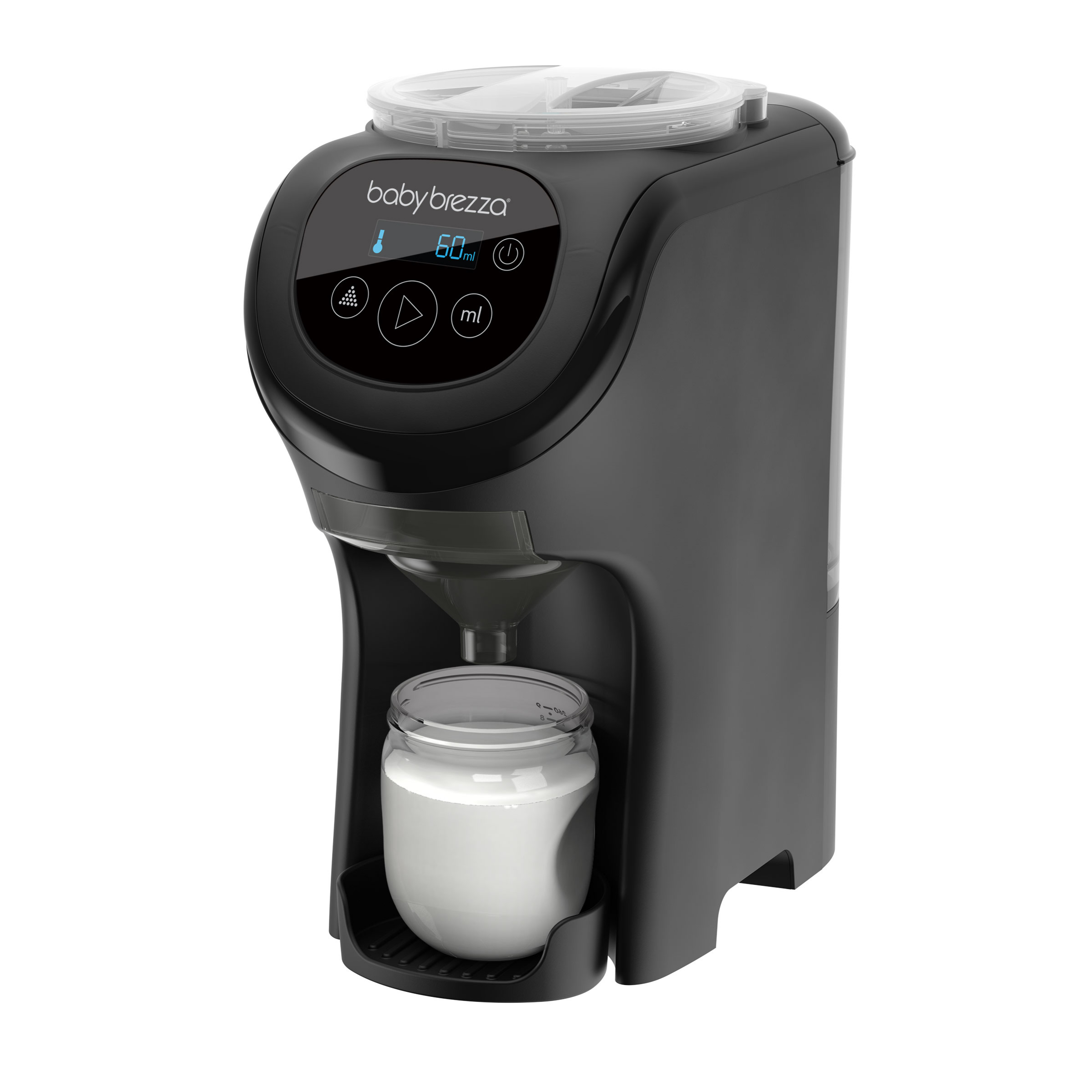 Ein schwarzer Baby Brezza Milchnahrungszubereiter mit digitalem Display füllt ein Glas mit Milch vor weißem Hintergrund.
