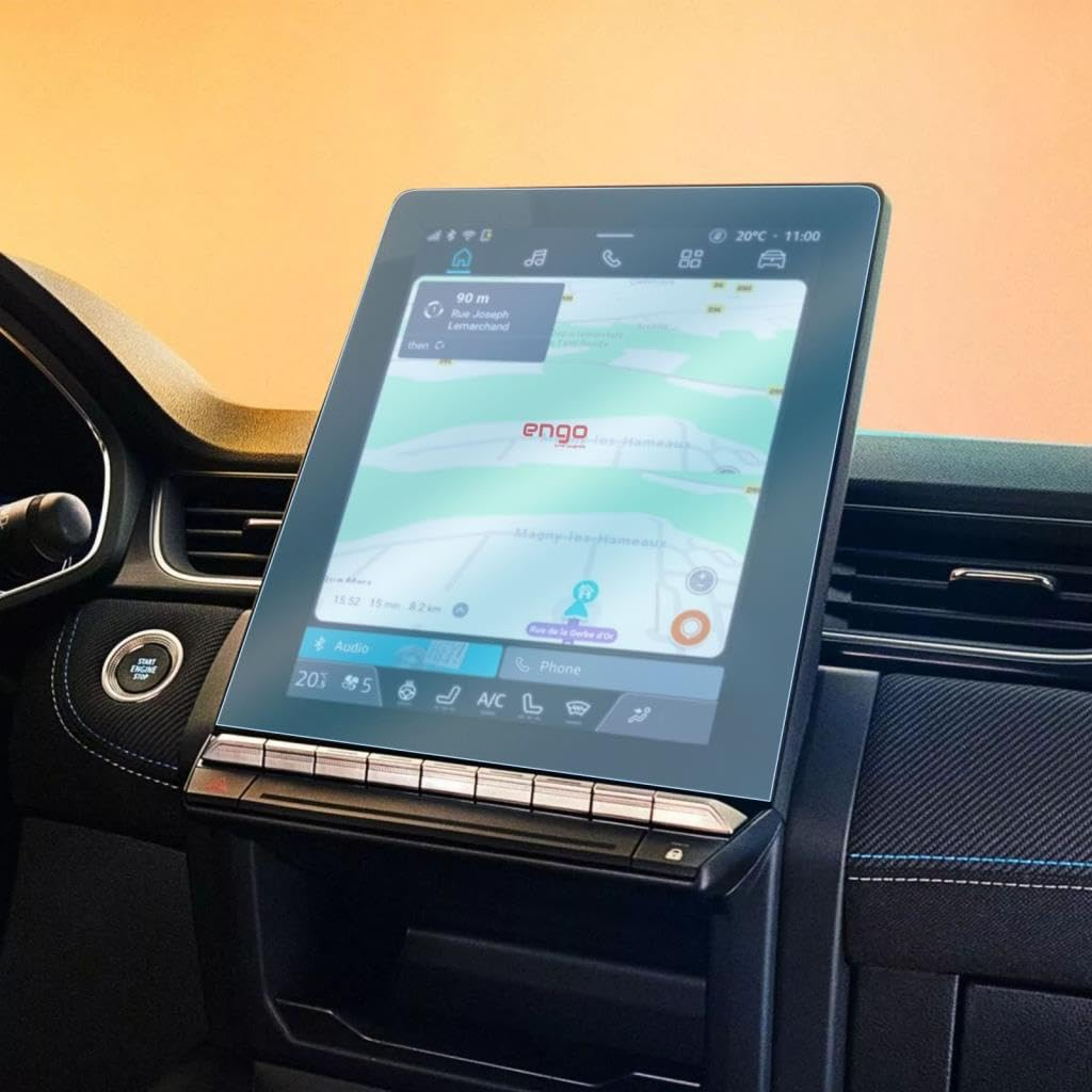 GPS navigasyonunu gösteren dikey dokunmatik ekrana sahip araba içi.