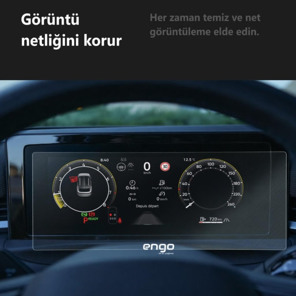 Engo etiketli koruyucu filme sahip araç dijital gösterge paneli.
