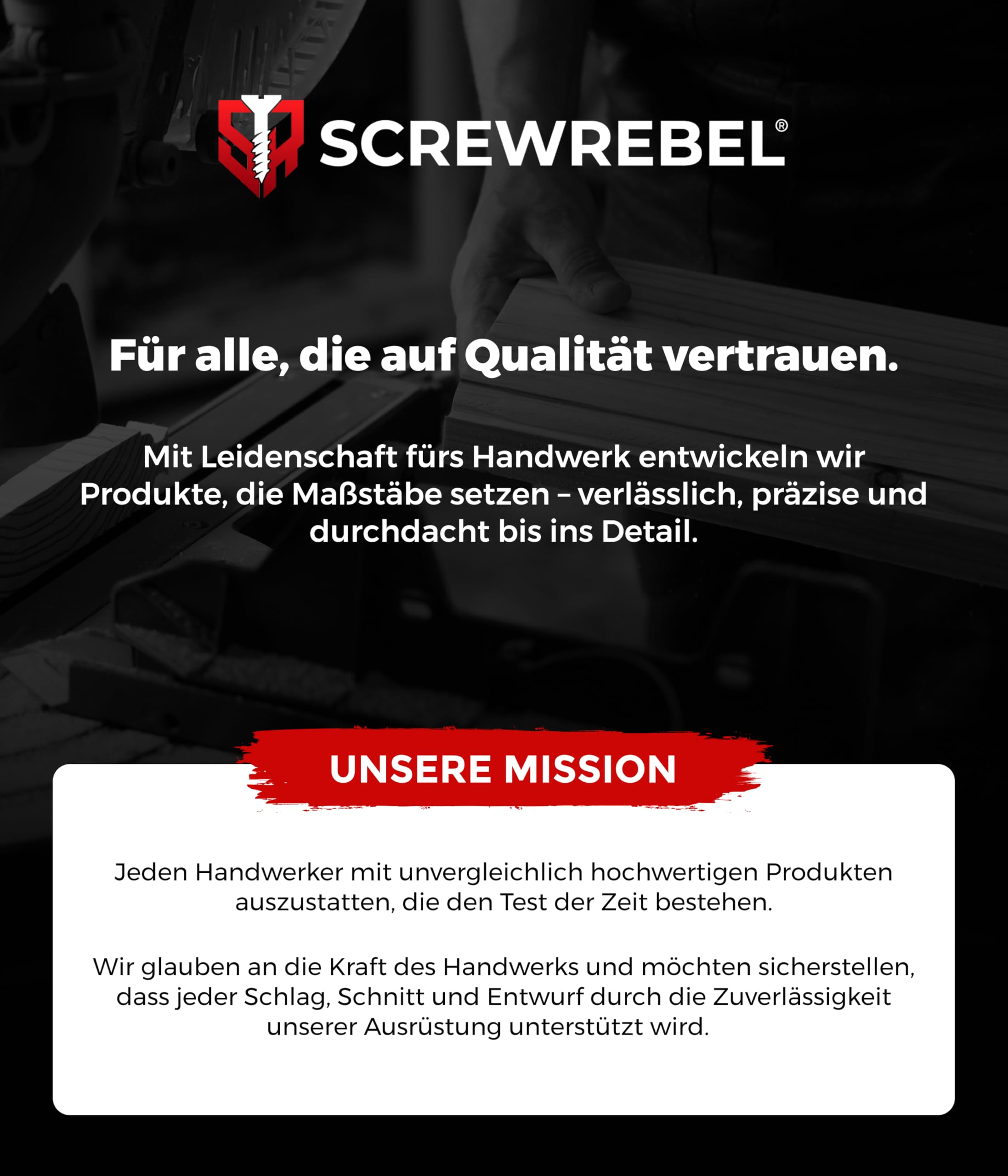Screwrebel Logo und Text auf dunklem Hintergrund mit Holzarbeiter.