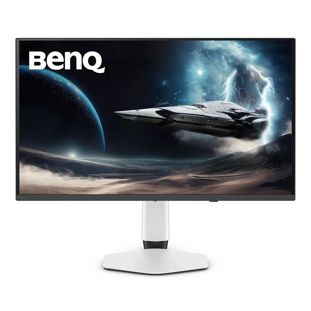 Beyaz ayaklı BenQ monitör, bir gezegenin önünde bilim kurgu uzay gemisi gösteriyor.