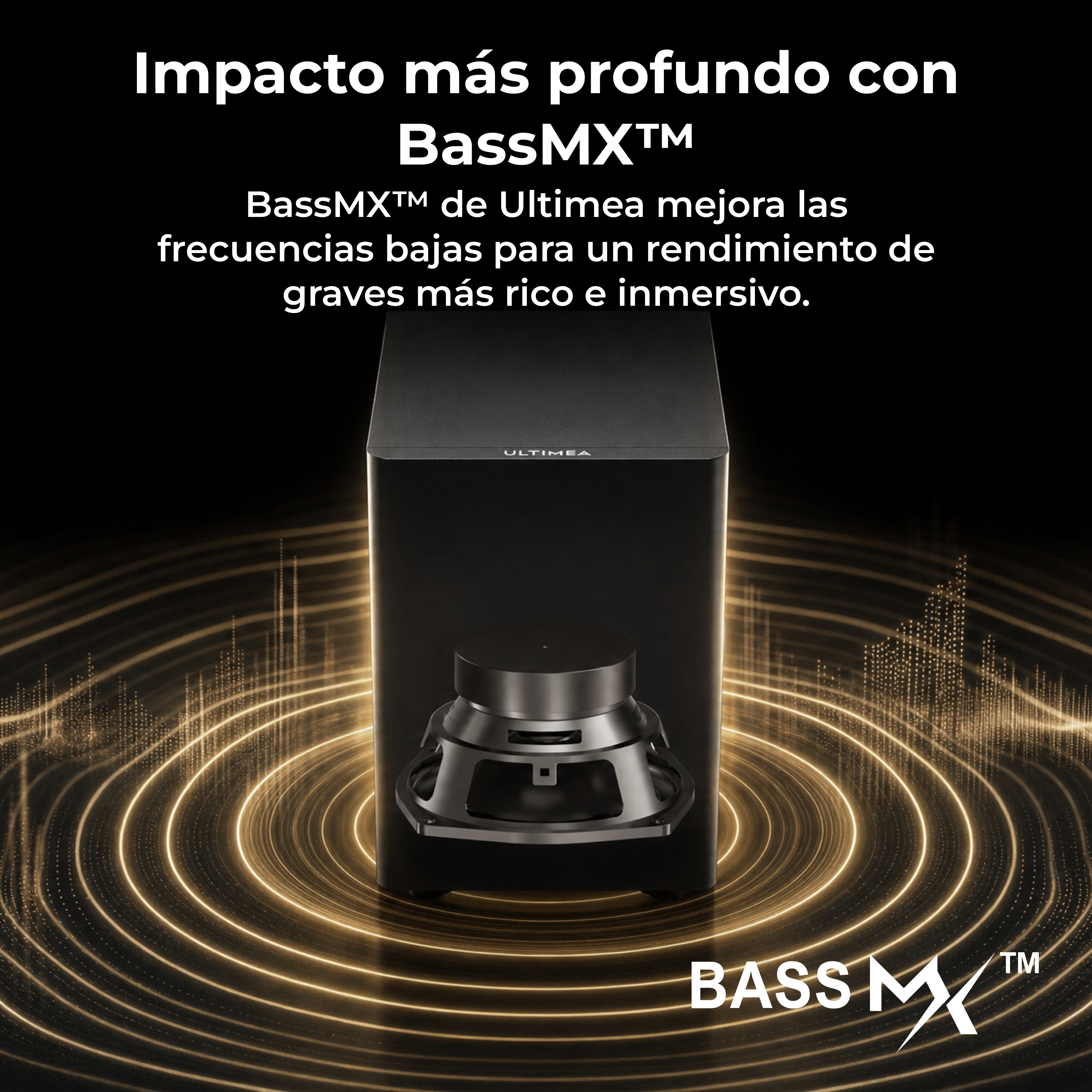 Un subwoofer Ultimea negro con altavoz visible, rodeado de ondas de sonido doradas brillantes y texto.
