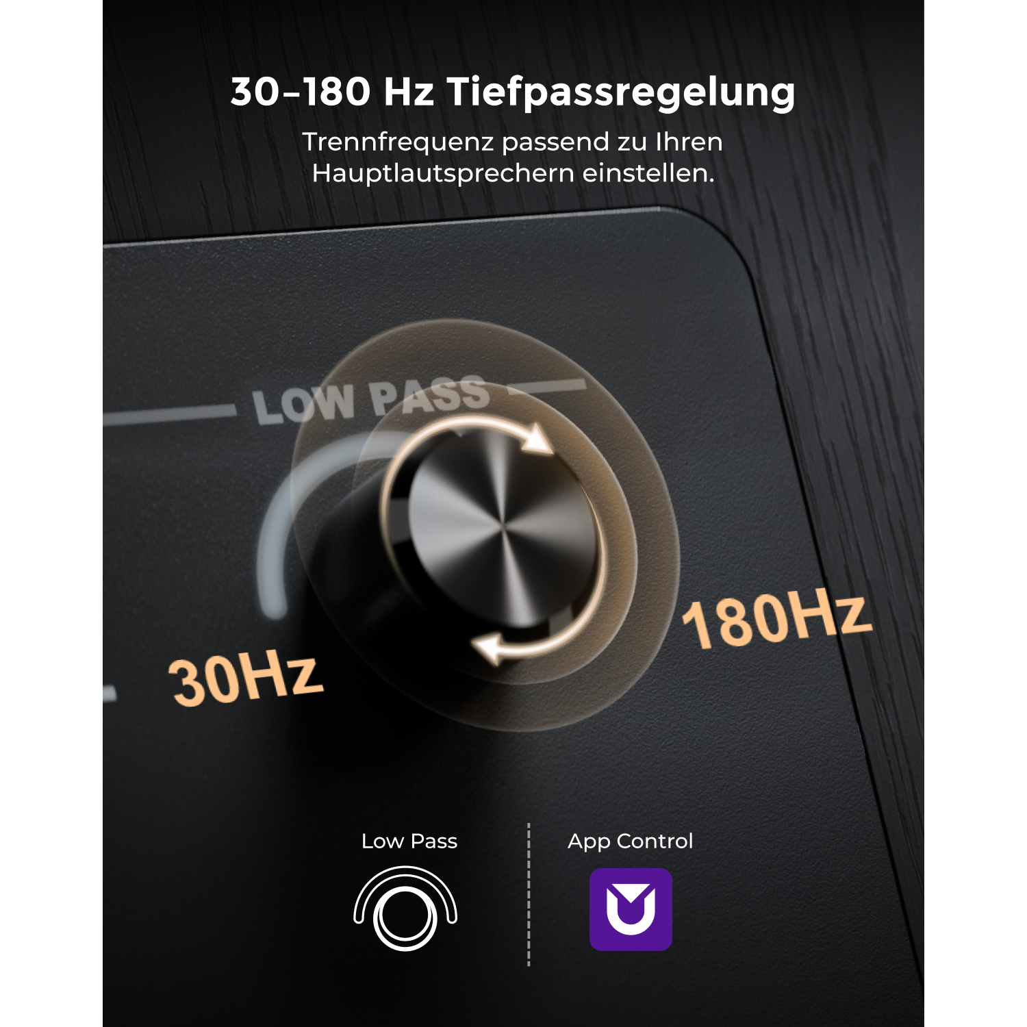 Nahaufnahme eines Drehknopfs für Tiefpassregelung von 30 bis 180 Hz auf schwarzem Untergrund mit Text.