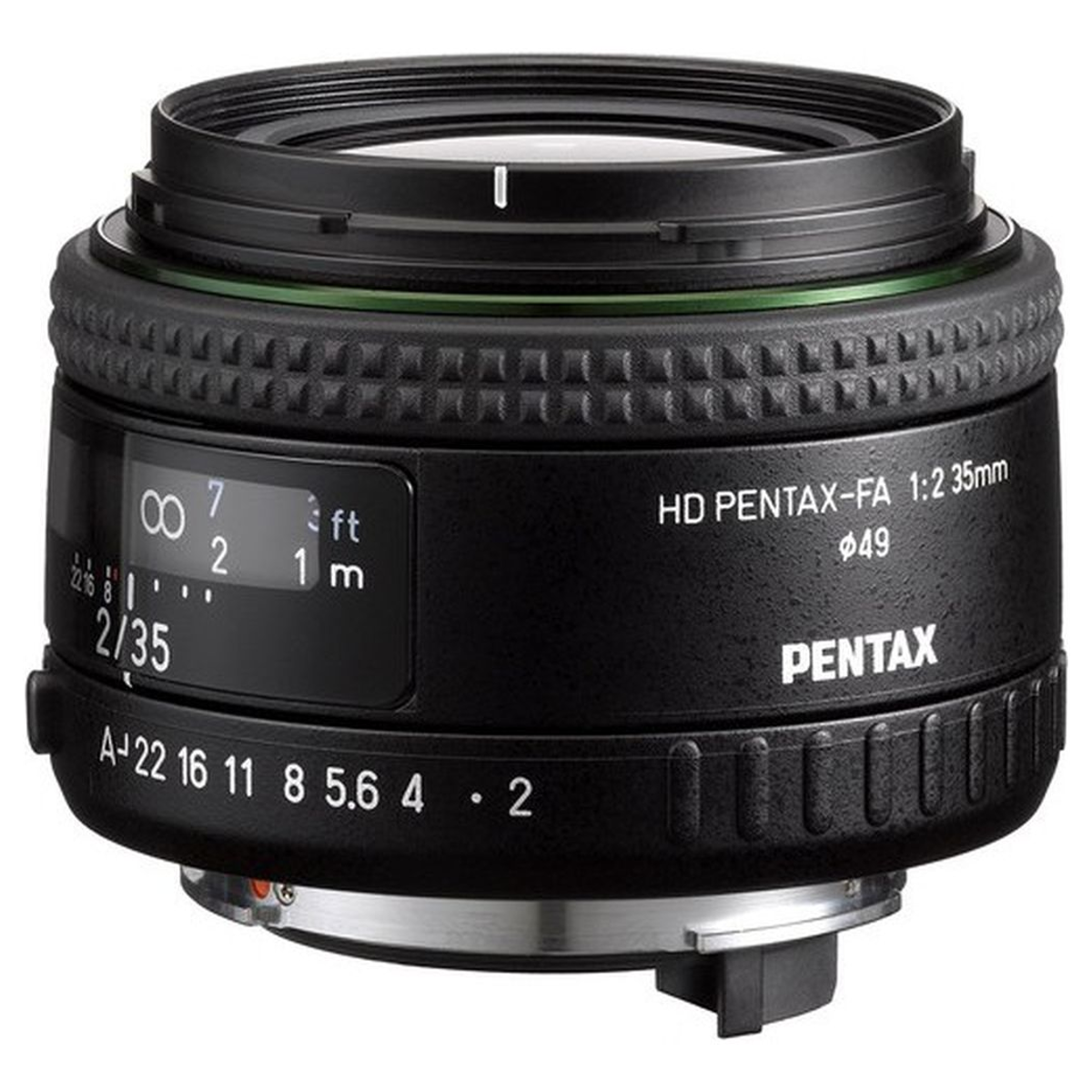 Schwarzes Pentax HD FA 1:2 35mm Kameraobjektiv mit Fokus- und Blendenringen auf weißem Hintergrund.