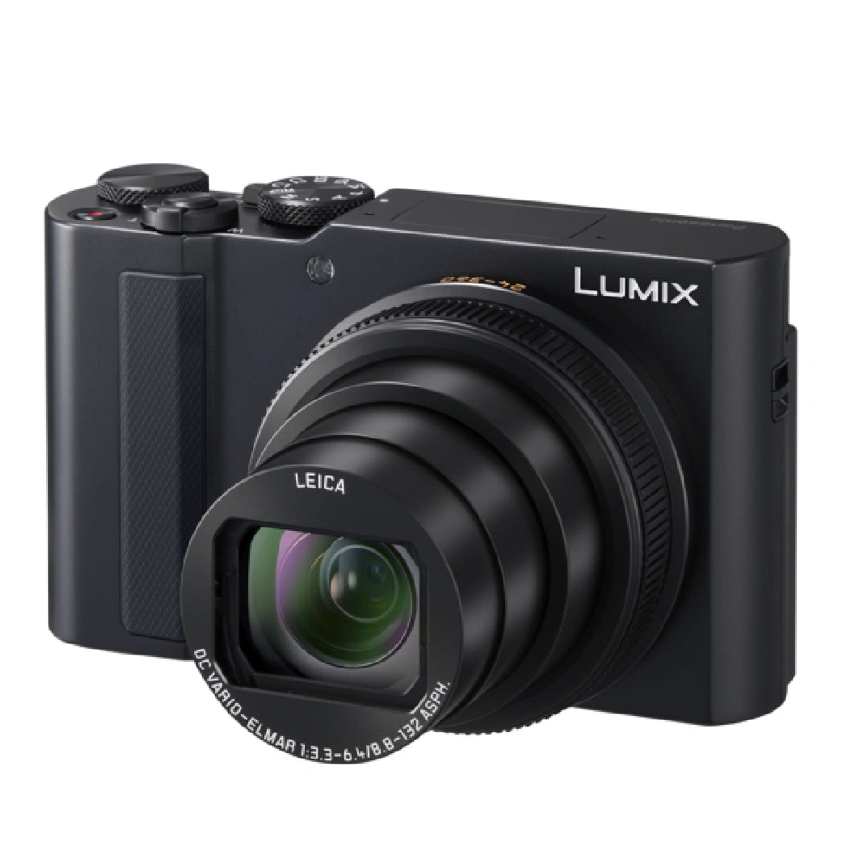 Schwarze Lumix-Kompaktkamera mit Leica-Objektiv auf weißem Hintergrund.