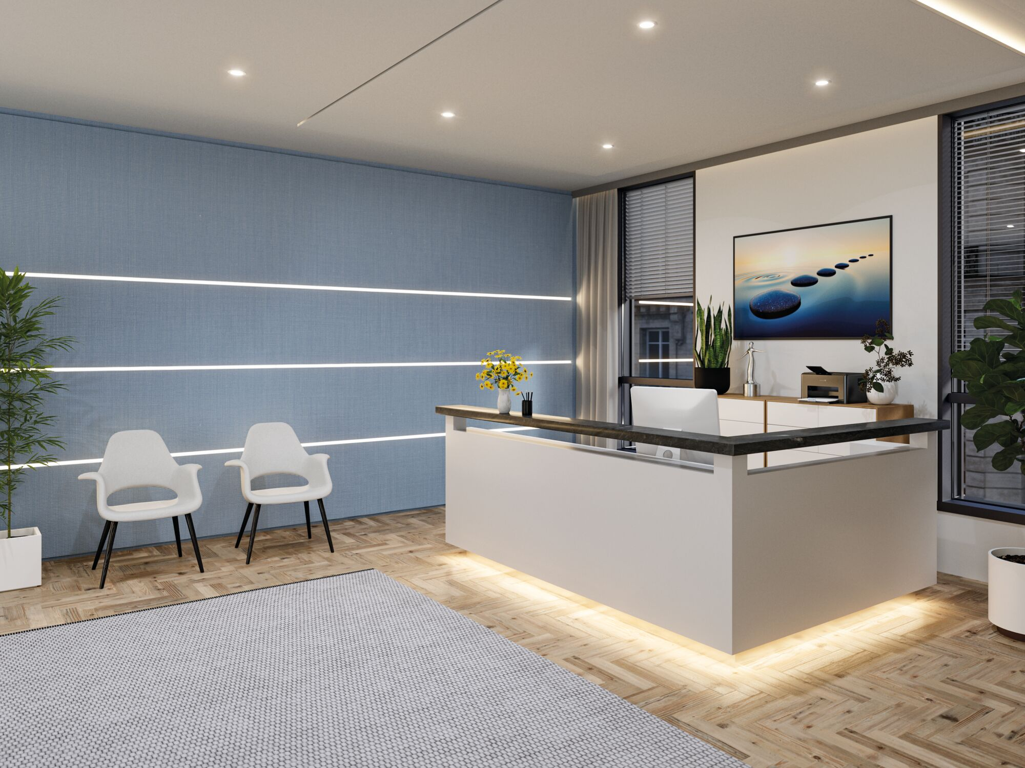 Moderne Rezeption mit weißem Tresen, Holzboden, blauer Wand mit LED-Streifen und zwei weißen Sesseln.