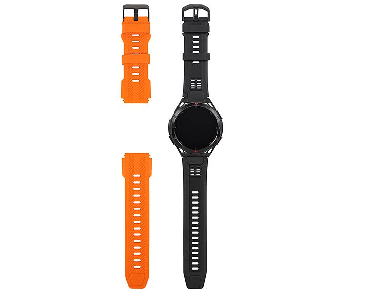 Czarny smartwatch z czarnym paskiem i dodatkowym pomarańczowym paskiem na białym tle.