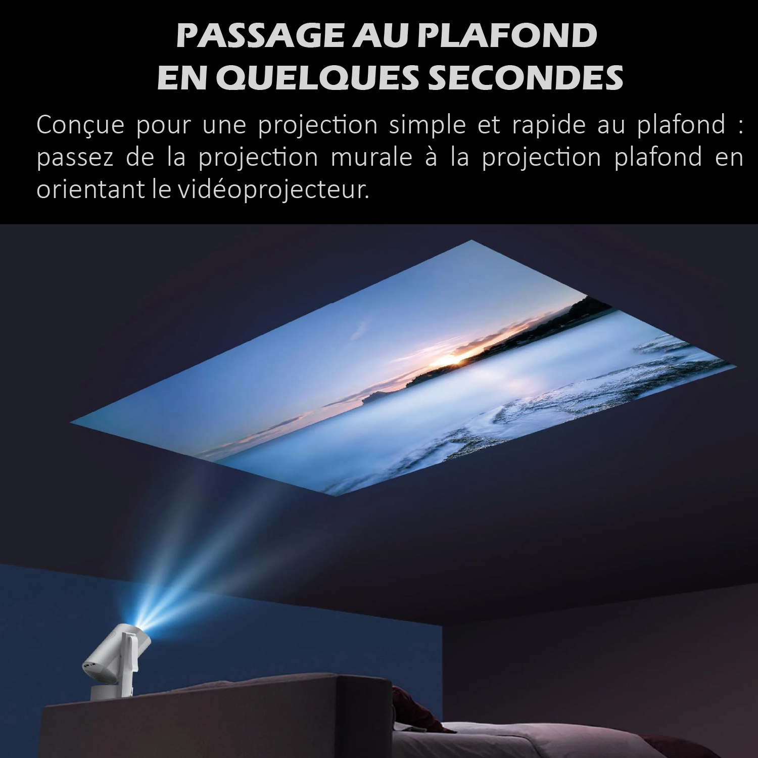 Un proyector en el cabecero de la cama proyecta un paisaje marino en el techo oscuro.