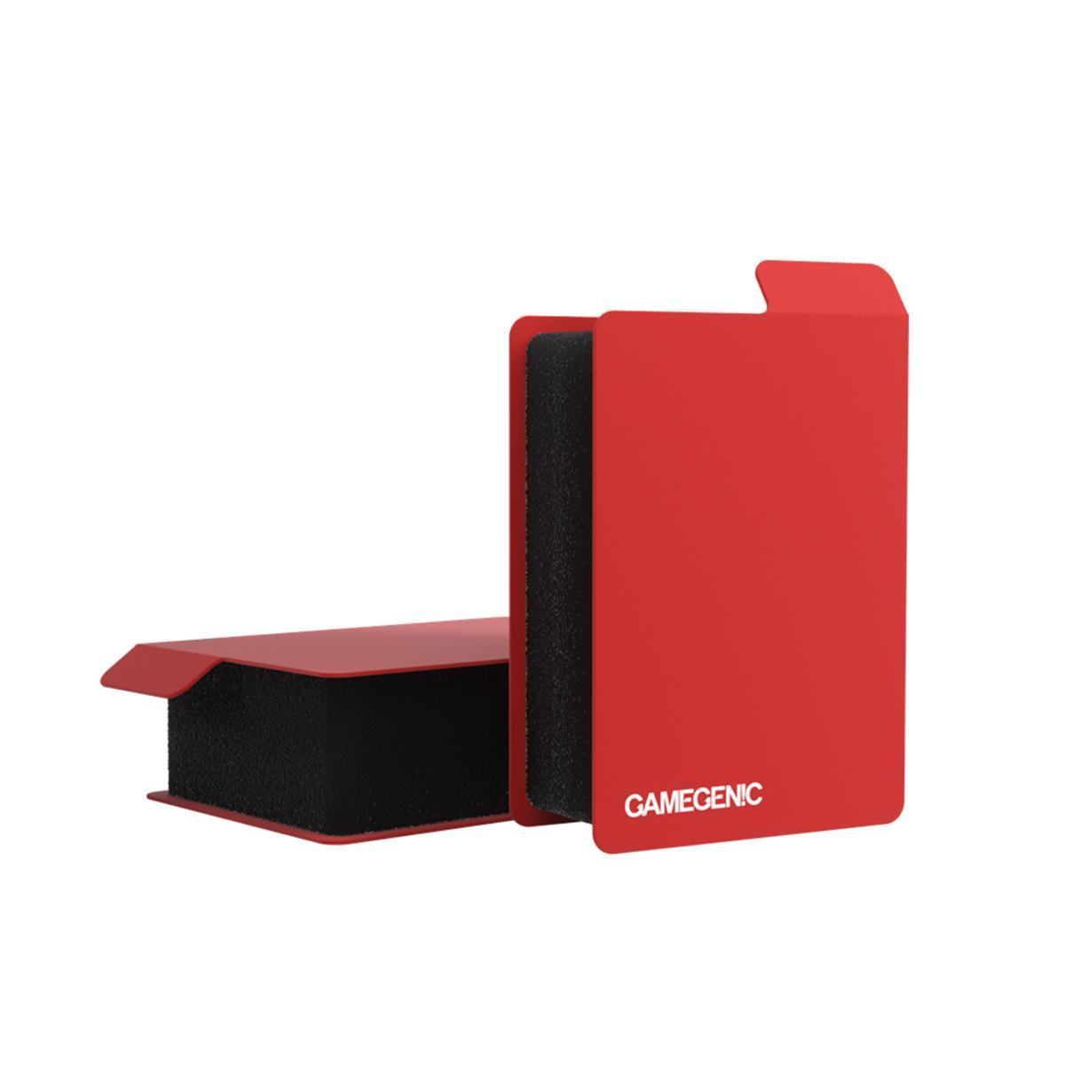 Dos estuches de cartas rojos de Gamegenic con inserciones de espuma negra sobre fondo blanco.