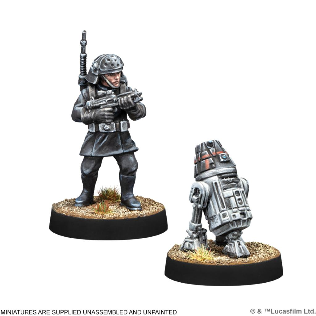 Dos miniaturas pintadas: un soldado humano con bláster y un pequeño droide astromecánico.
