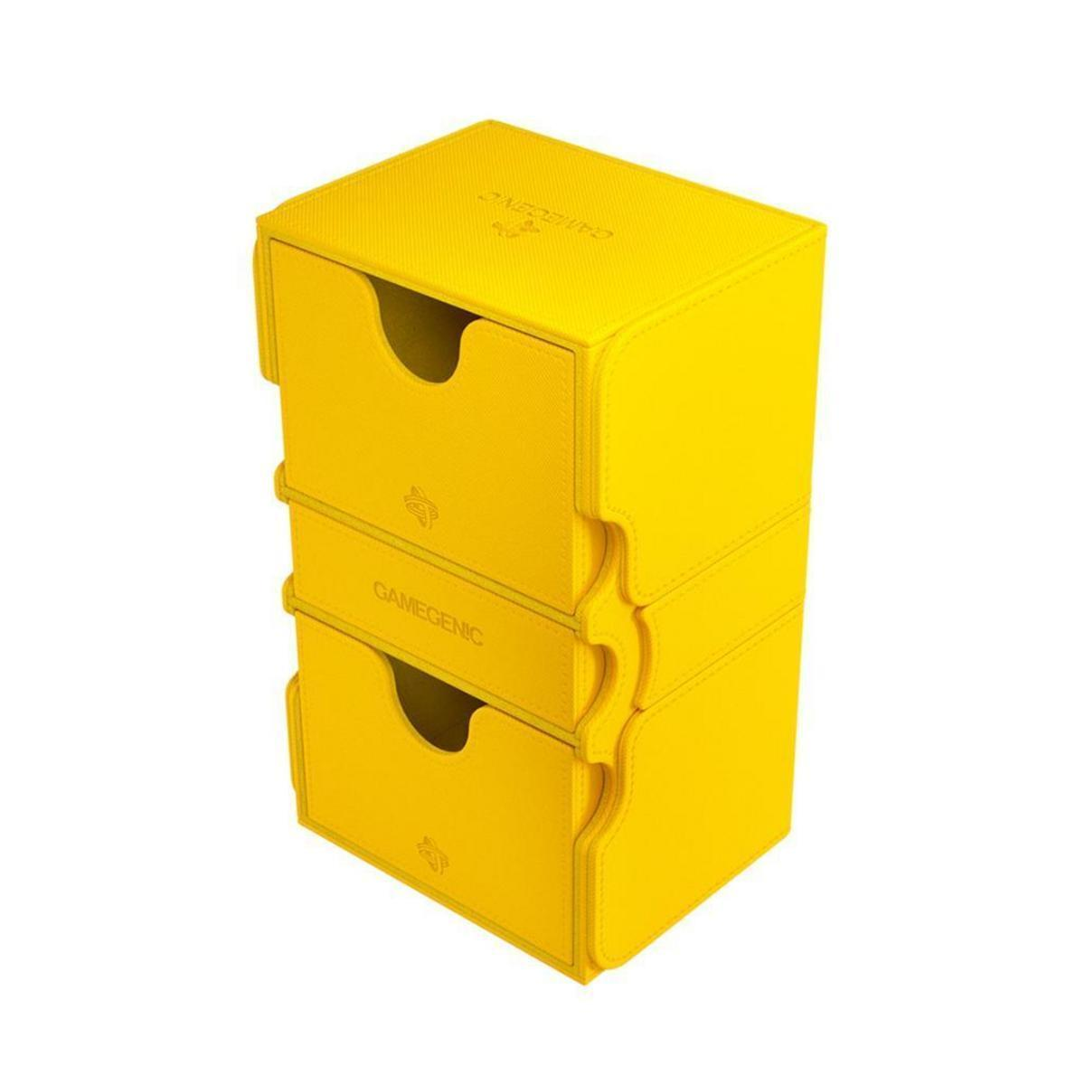 Una caja de cartas Gamegenic amarillo brillante con dos compartimentos extraíbles sobre fondo blanco.