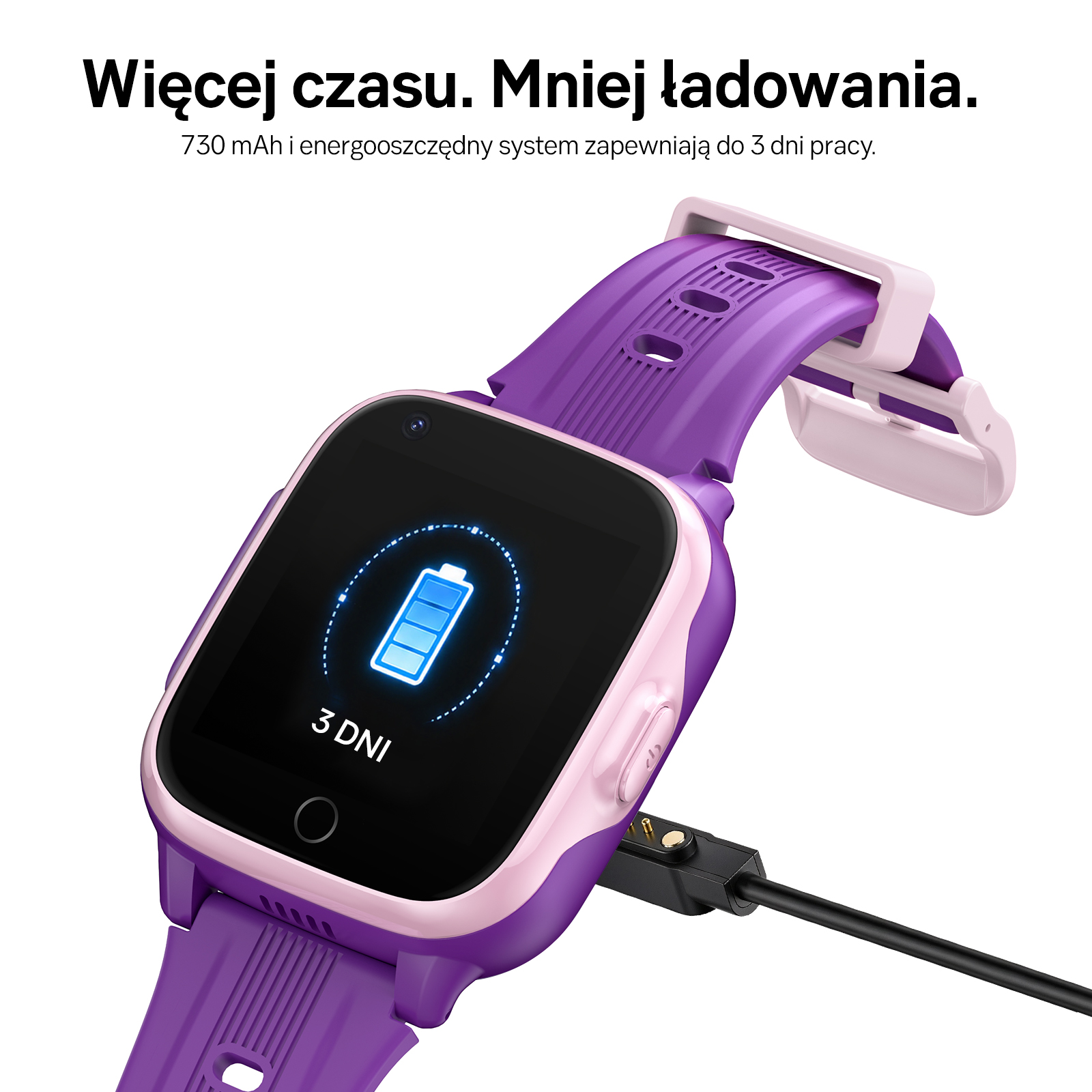 Fioletowo-różowy smartwatch dla dzieci z kablem ładowania i wskaźnikiem baterii na ekranie.