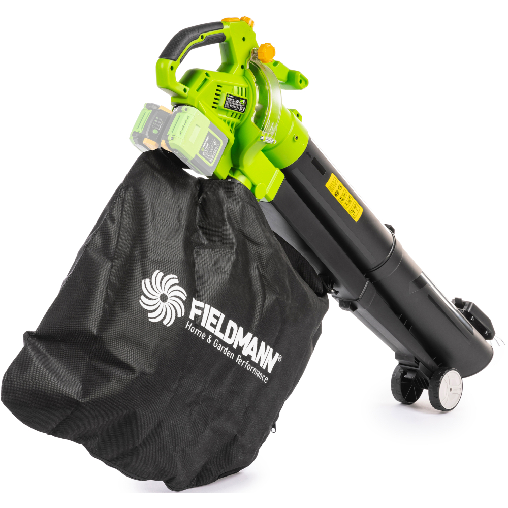 Ein grüner und schwarzer Akku-Laubsauger mit großem Fangbeutel und Fieldmann-Logo.