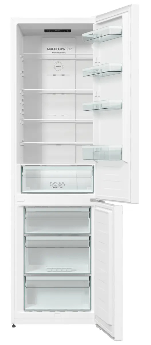 Ein weißer, offener Kühlschrank mit Regalen, Türfächern und Schubladen im Gefrierfach unten.