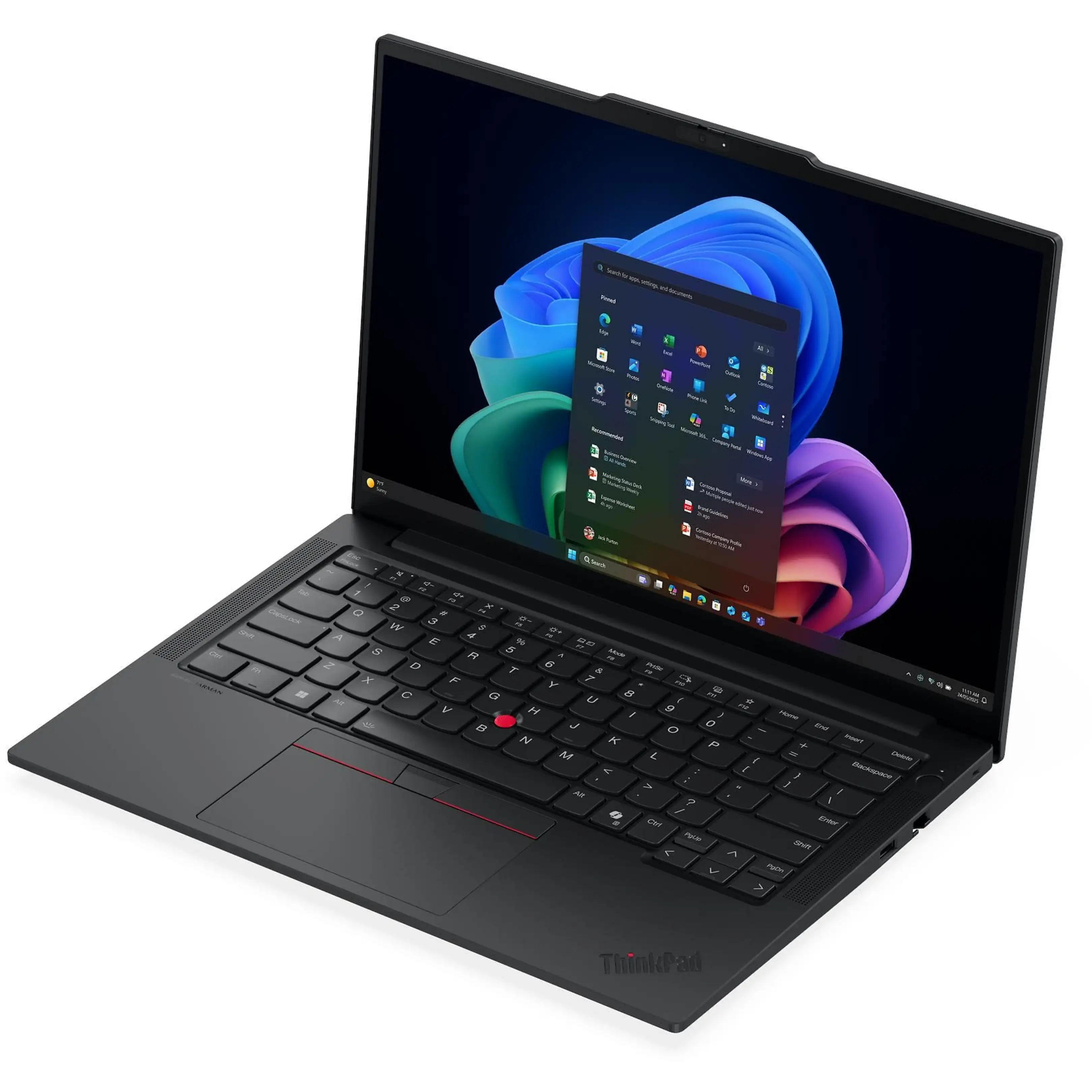 Un laptop ThinkPad nero con il menu Start di Windows 11 sullo schermo.