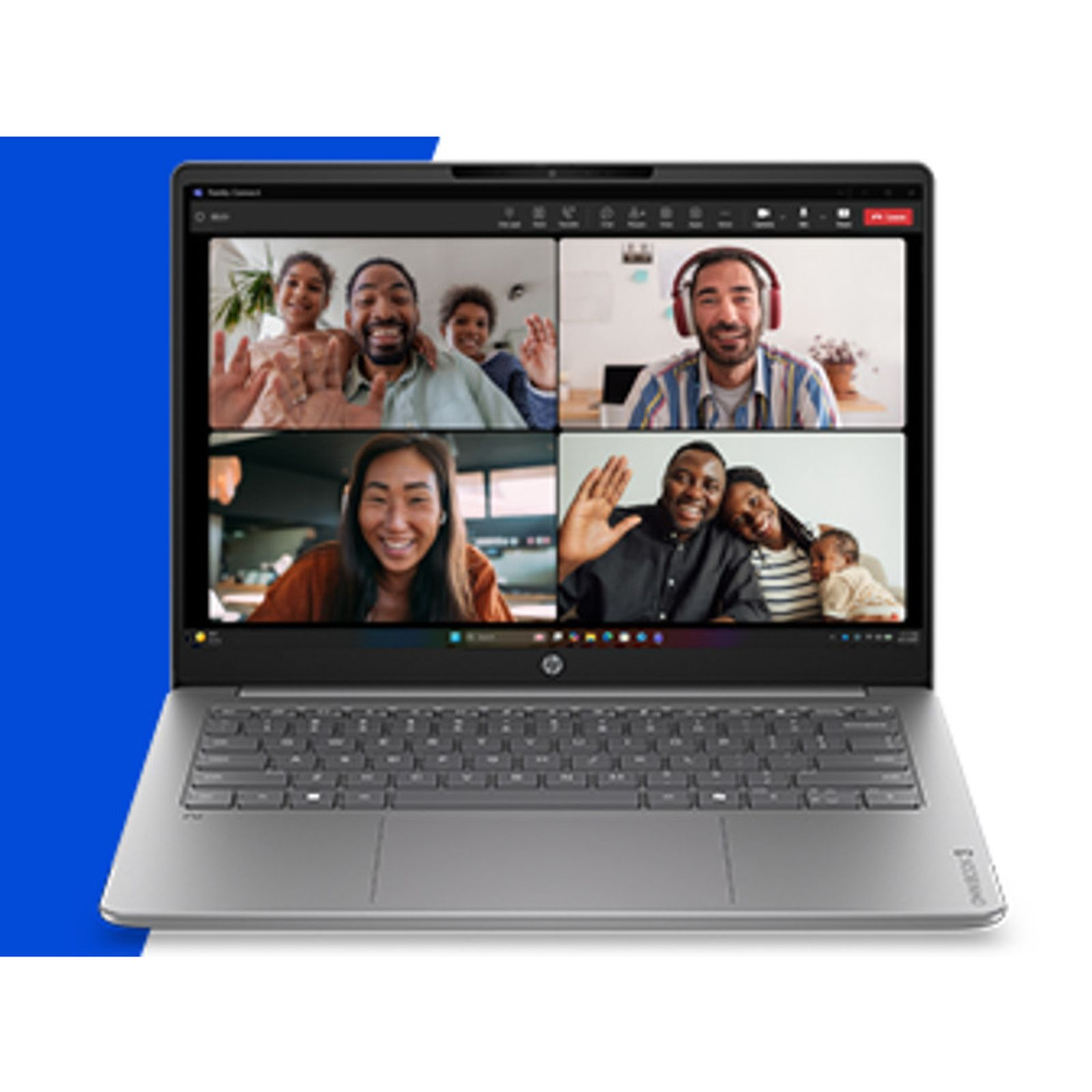 Ein Laptop zeigt einen Videoanruf mit vier verschiedenen Gruppen von Menschen auf dem Bildschirm.