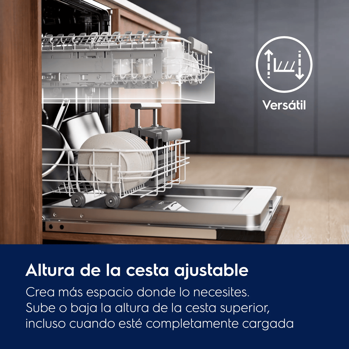 Lavavajillas abierto con cestas cargadas que muestra la altura de cesta ajustable.