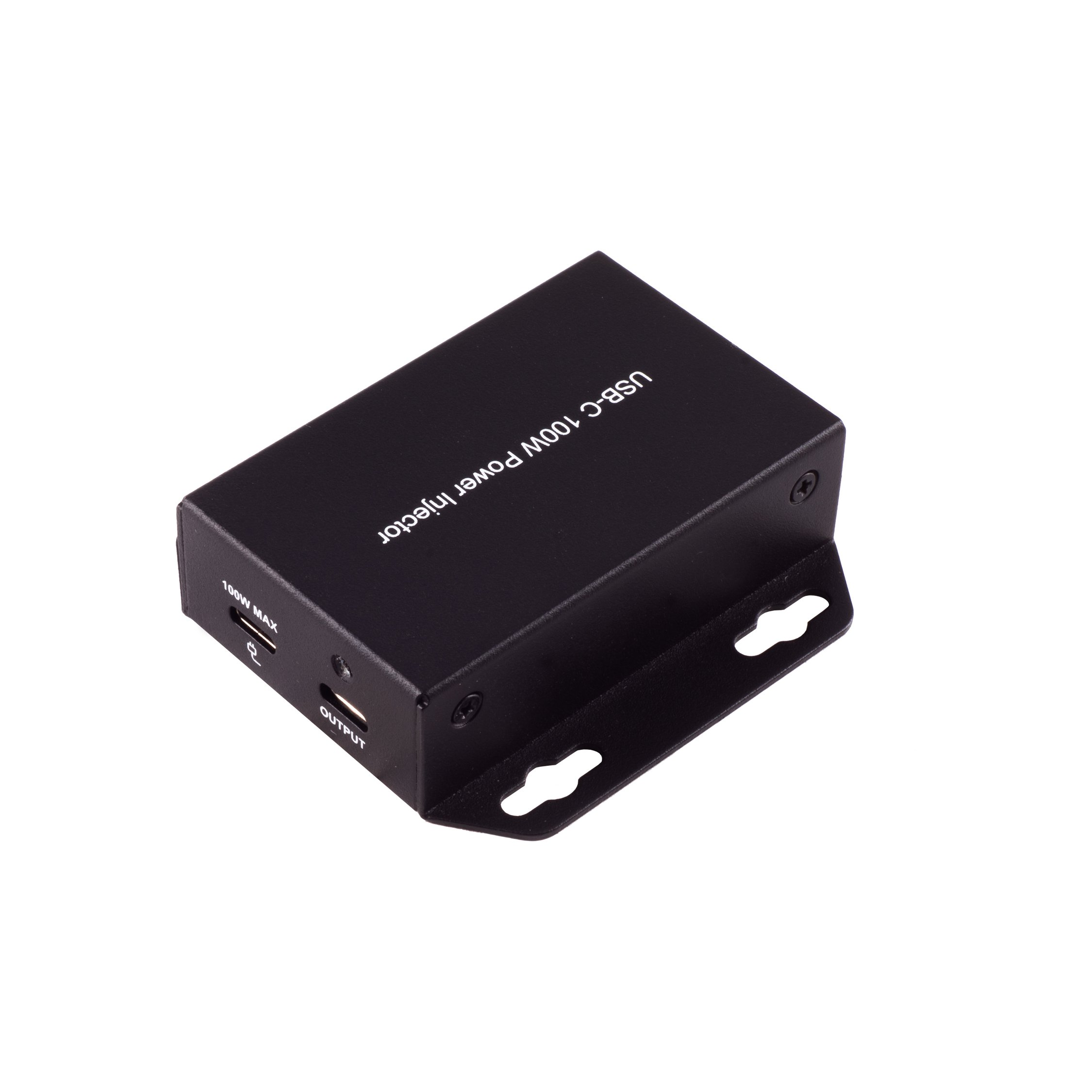 Ein schwarzer USB-C 100W Power Injector mit Anschlüssen und Befestigungslaschen auf einer weißen Oberfläche.